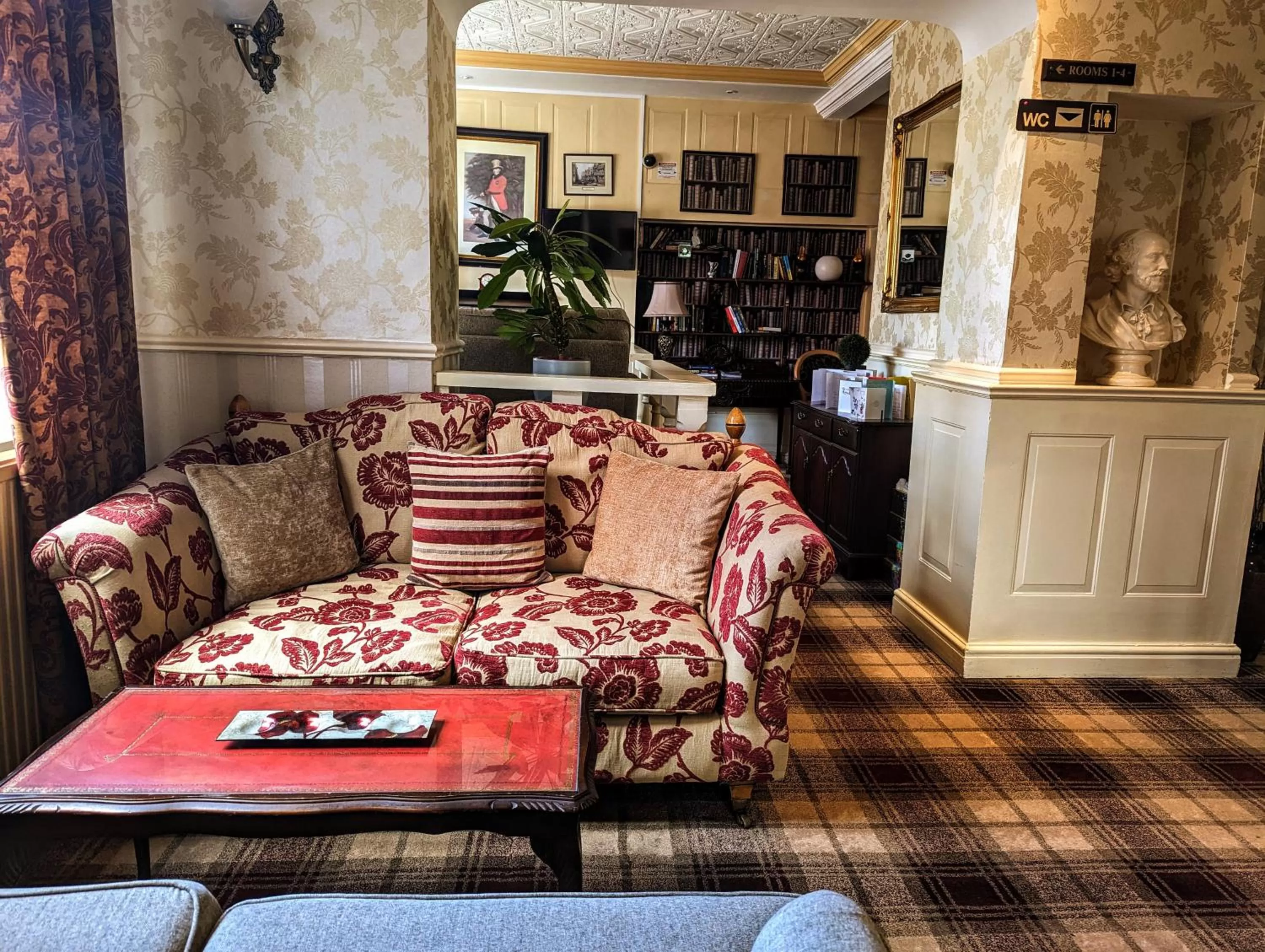 Living room in Brookside Hotel & Restaurant ,Suitable for Solo Travelers Couples Educational Groups & Families welcome