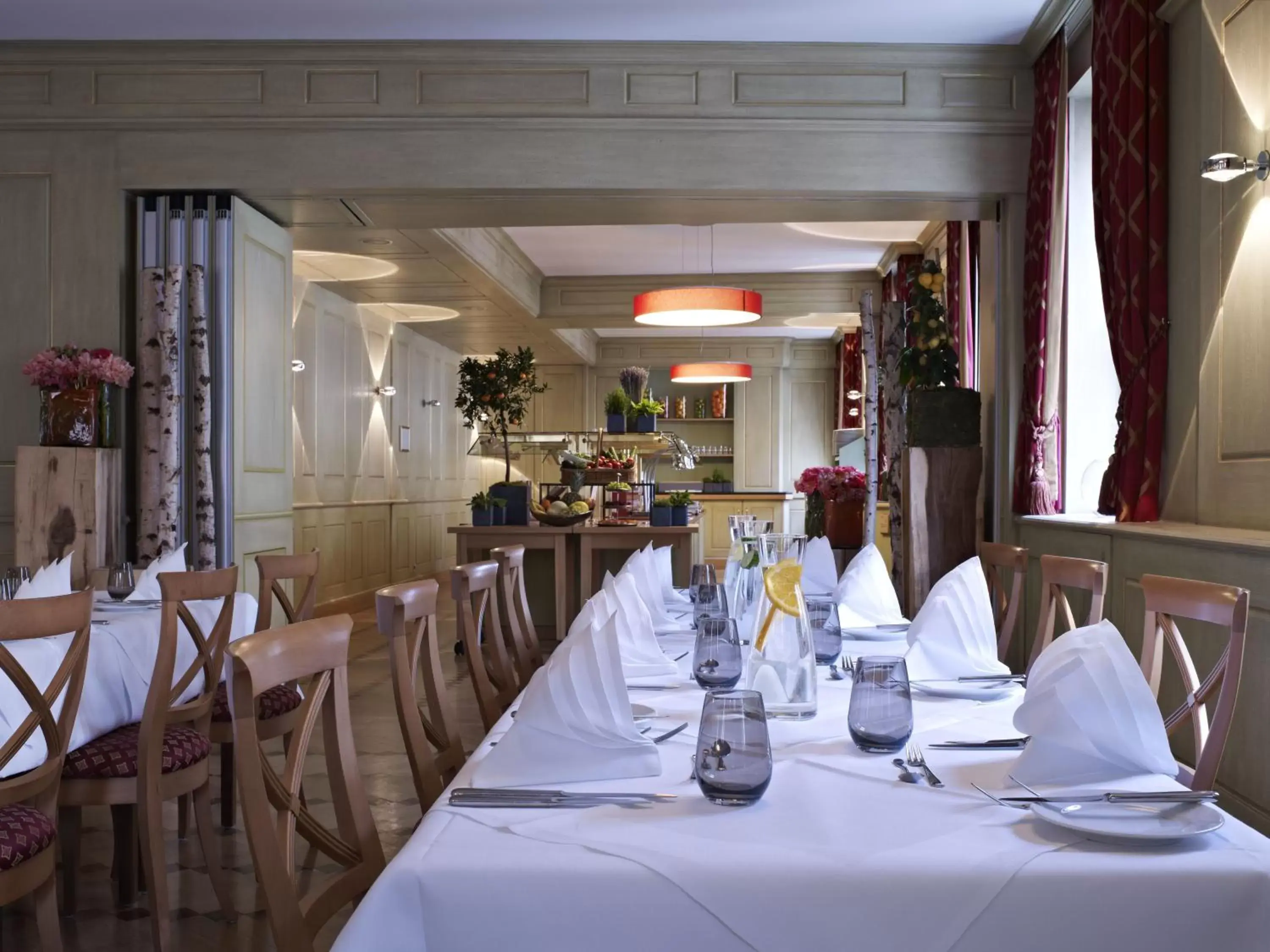 Restaurant/Places to Eat in Platzl Hotel - Superior