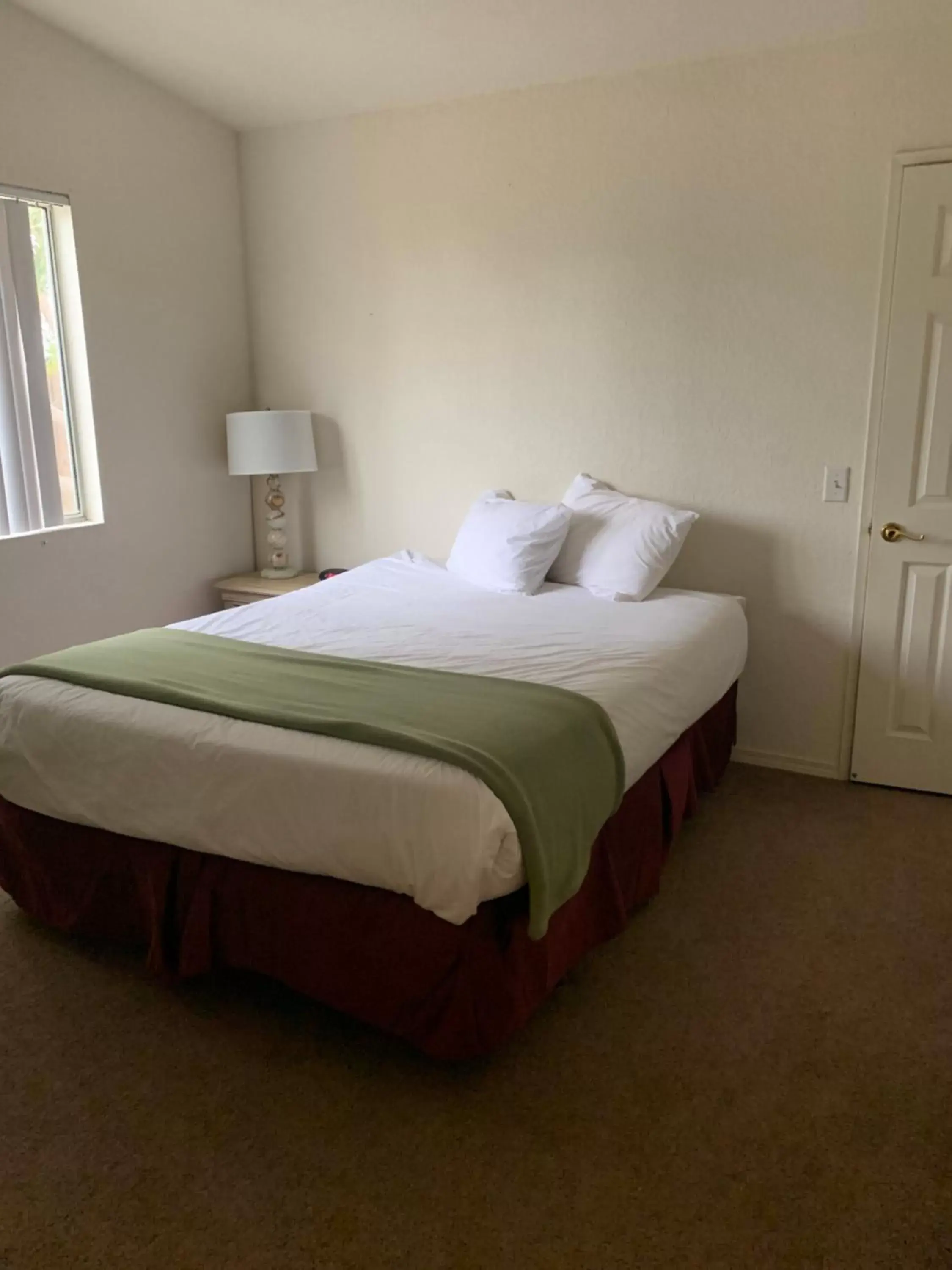Bed in Miracle Springs Resort and Spa