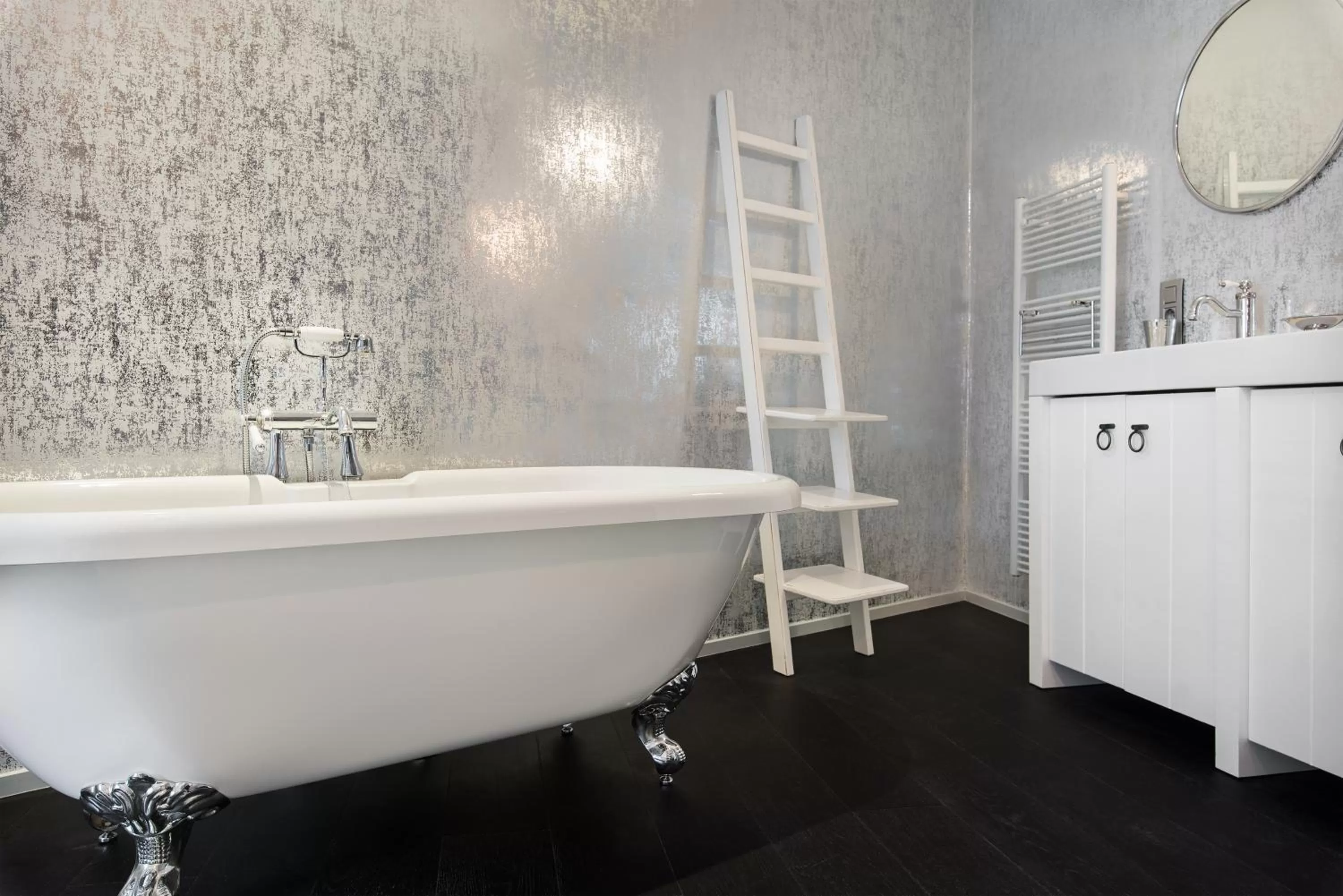 Bathroom in All In One