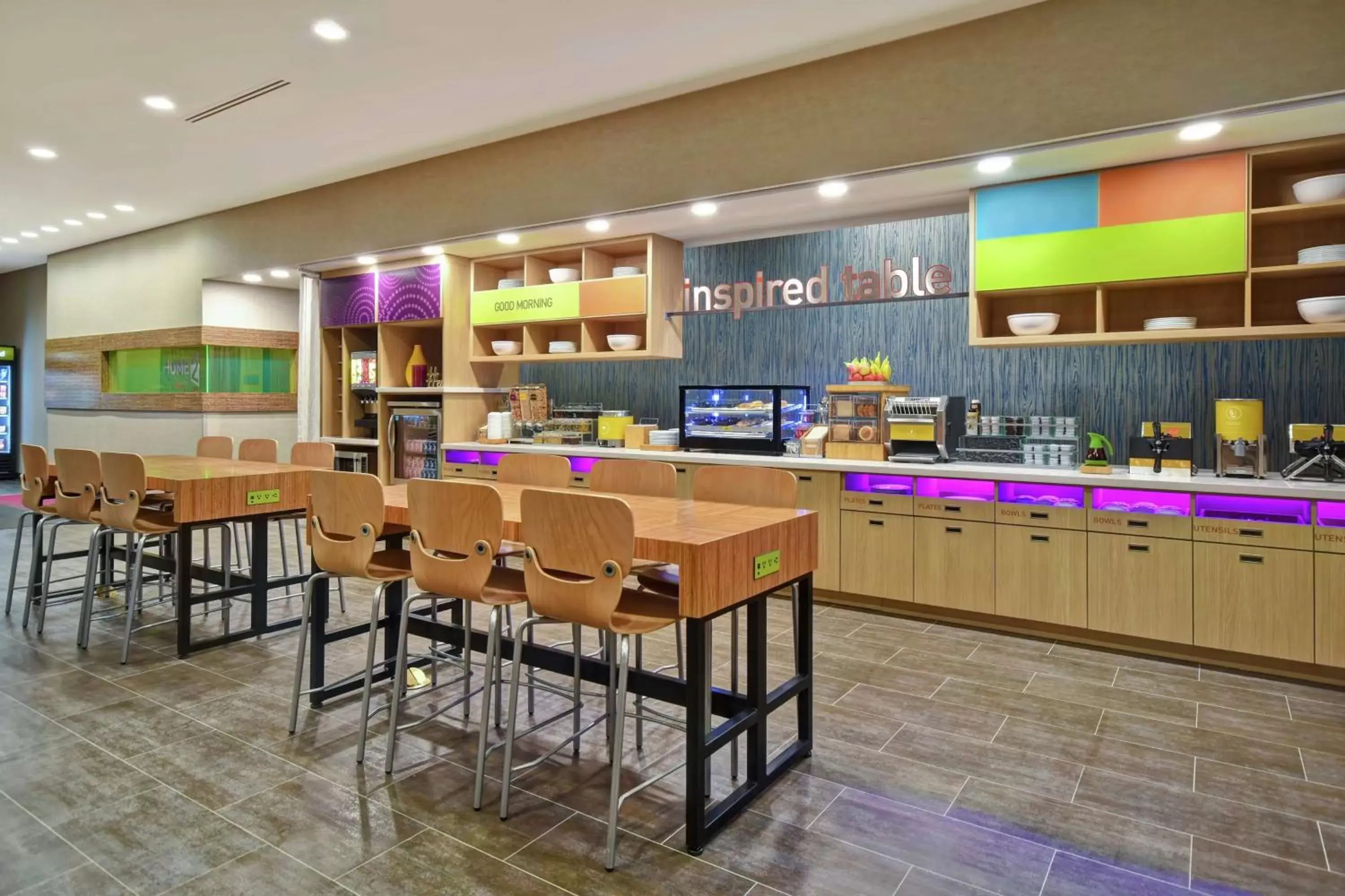 Breakfast, Restaurant/Places to Eat in Home2 Suites by Hilton Wichita Northeast