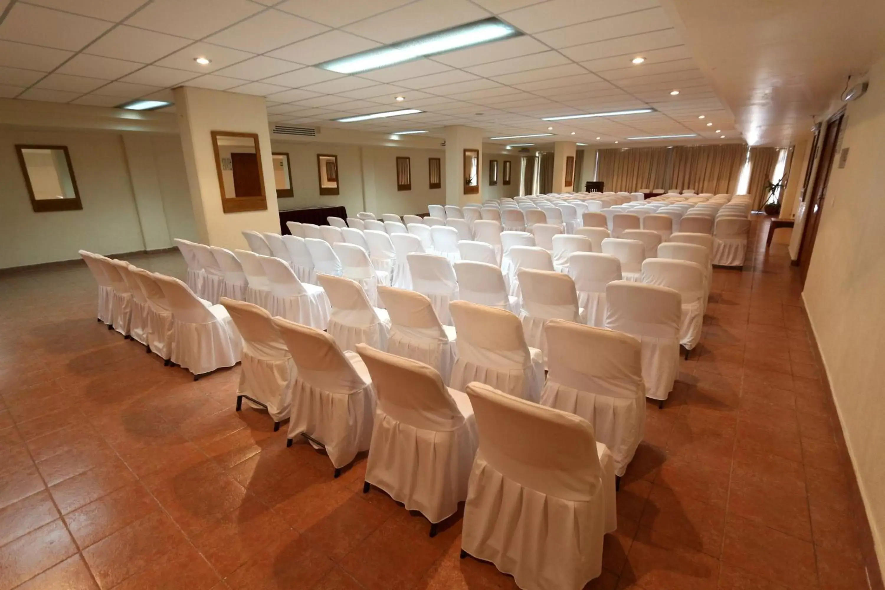 Business facilities, Banquet Facilities in Amarea Hotel Acapulco