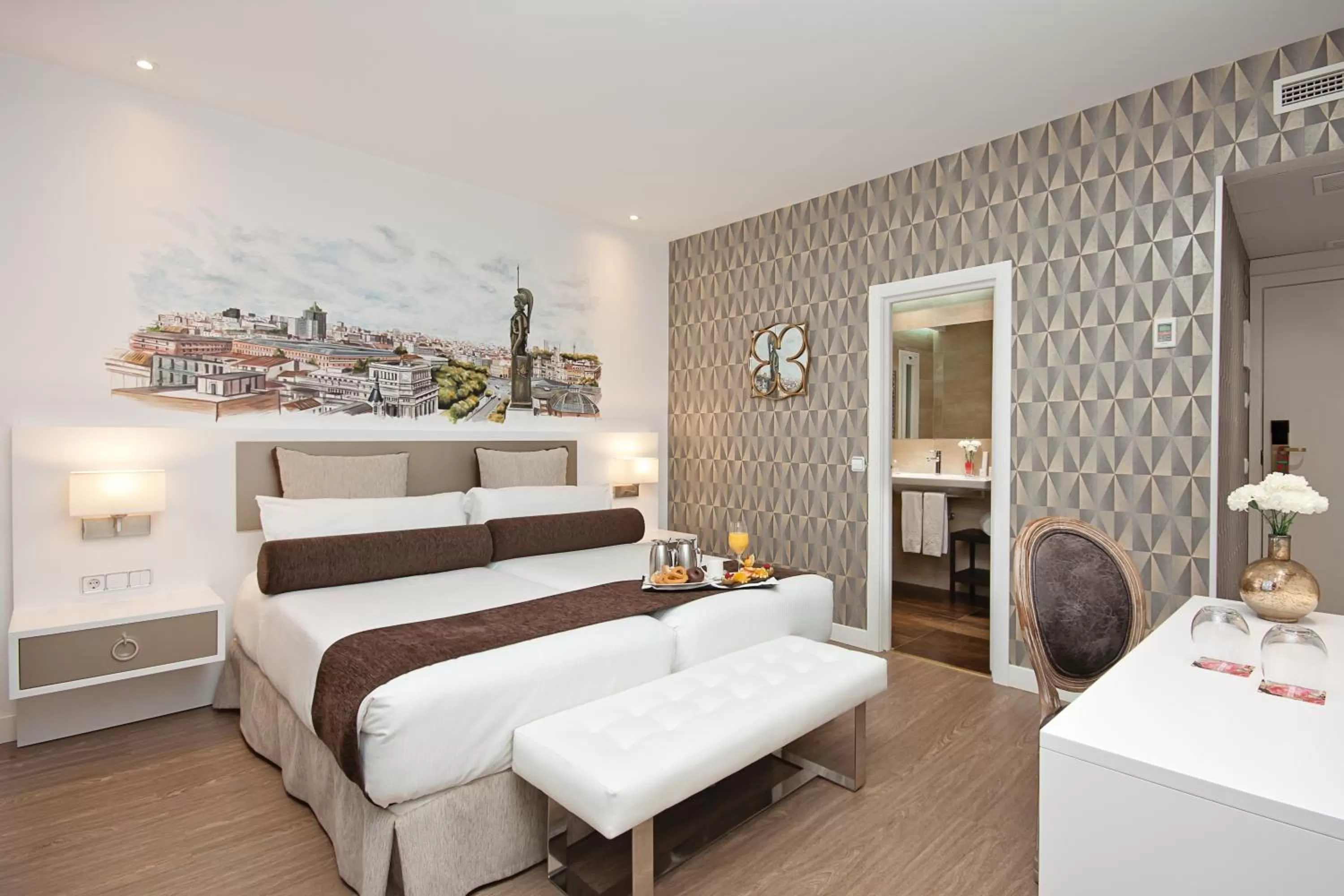 Photo of the whole room, Bed in Grupotel Mayorazgo