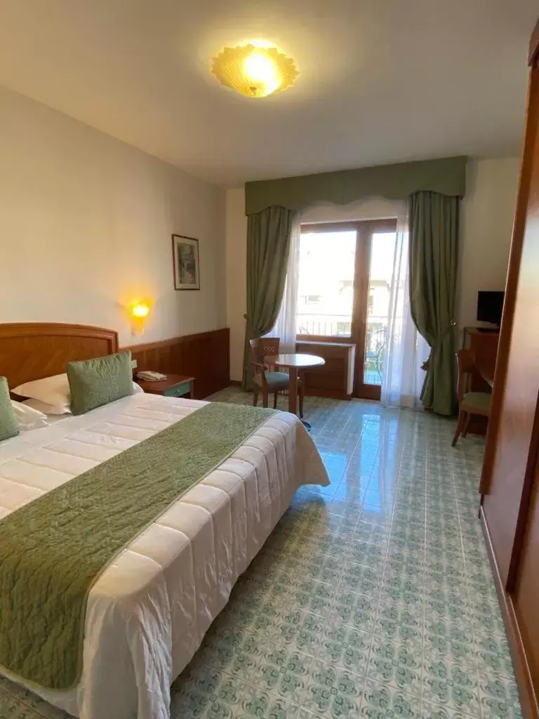 Bed in Grand Hotel Cesare Augusto Bed in Grand Hotel Cesare Augusto