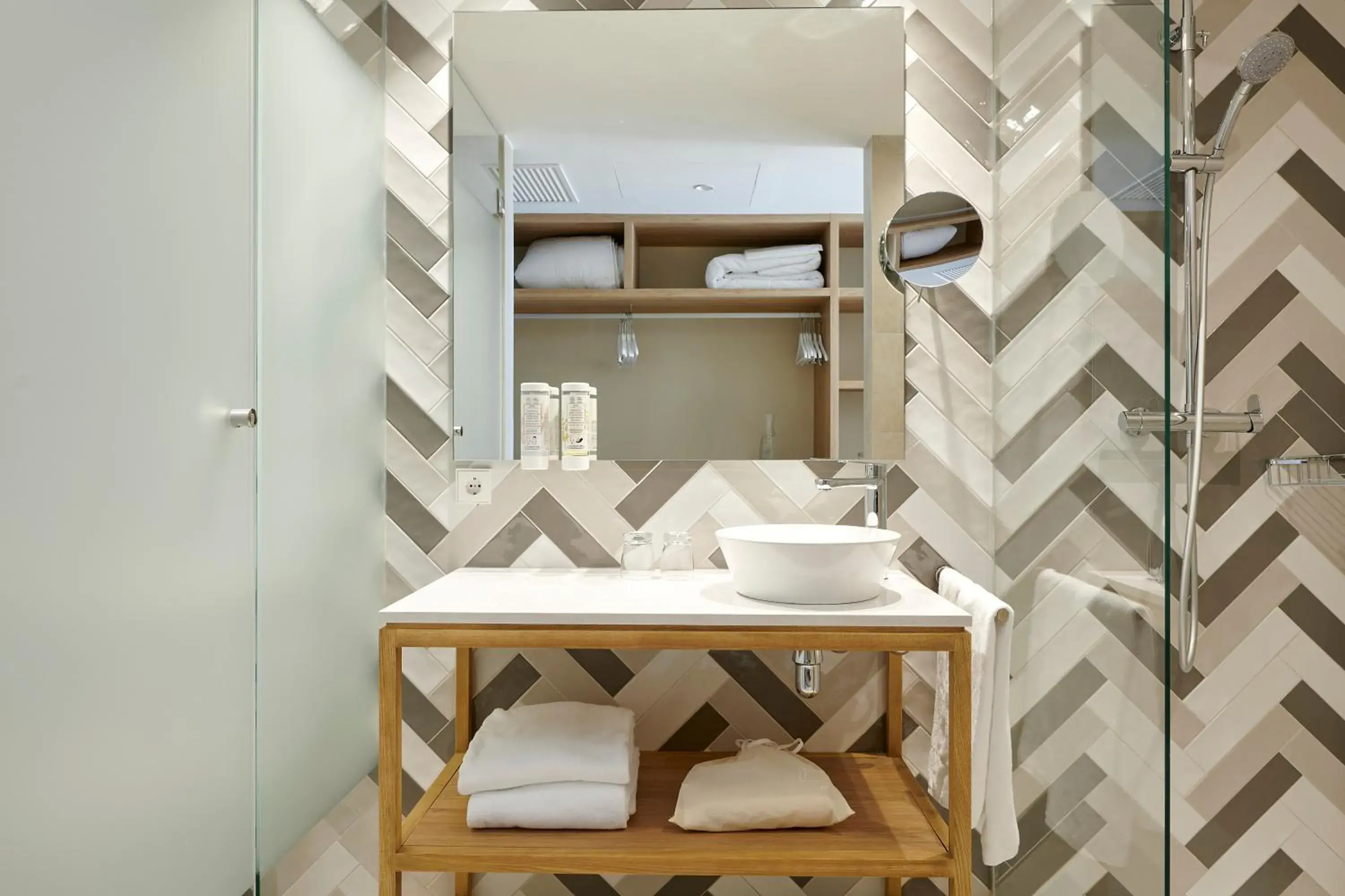 Bathroom, Dining Area in Iberostar Cala Domingos