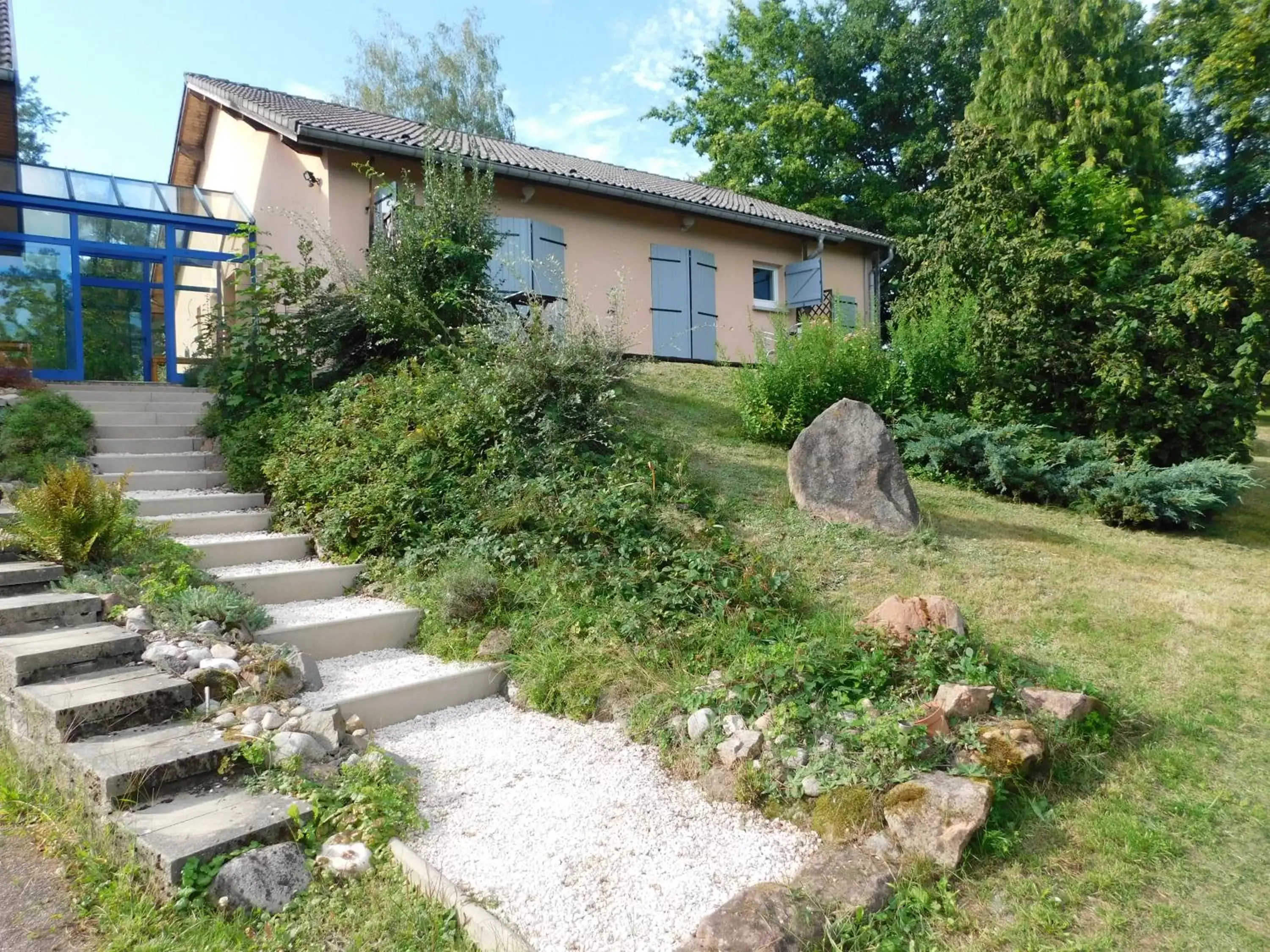 Property building, Garden in L'AMANDAURE