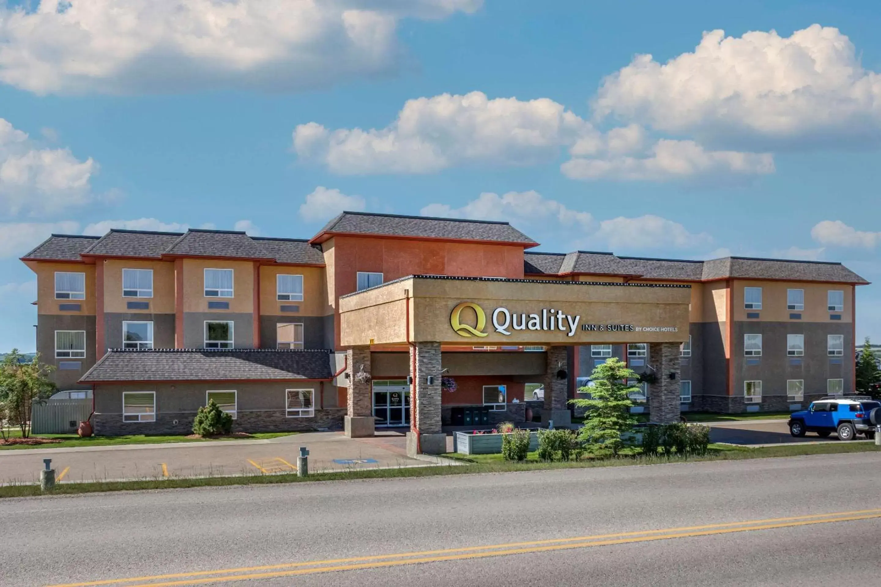 Property building in Quality Inn & Suites