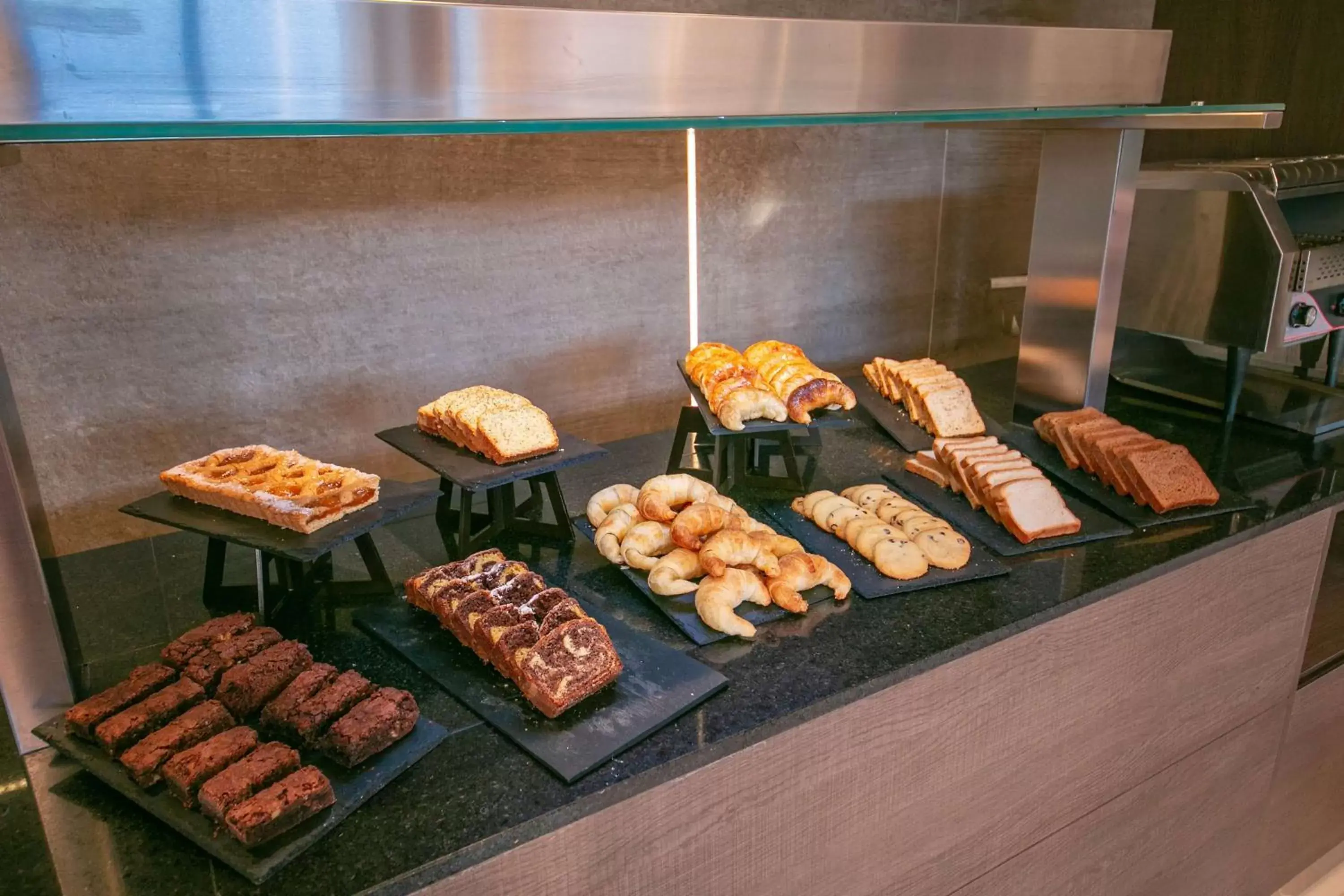 Breakfast in Hilton Garden Inn Santiago Del Estero - HILTON HOTELS Breakfast in Hilton Garden Inn Santiago Del Estero - HILTON HOTELS