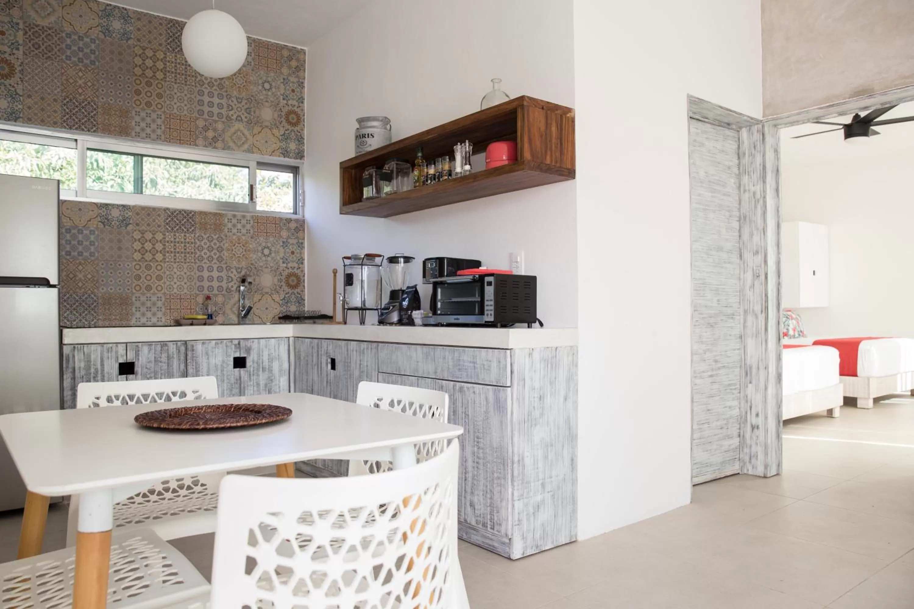 Coffee/tea facilities in Villas H2O