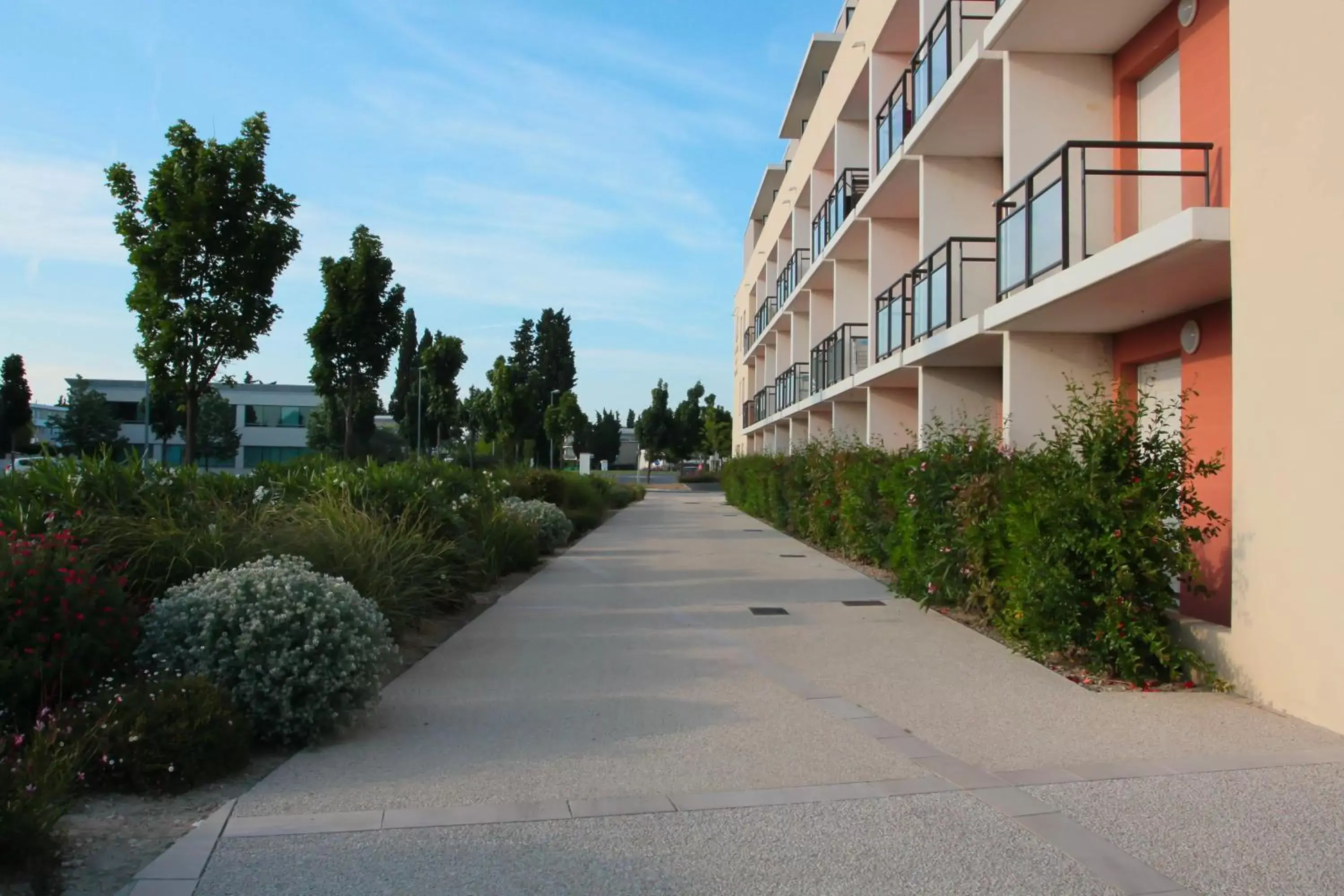 Facade/entrance, Property Building in KOSY Appart'Hôtels - Campus Del Sol Esplanade