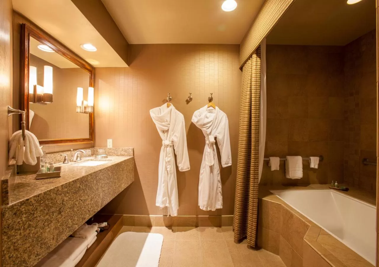 Bathroom in Ventana Canyon Club and Lodge