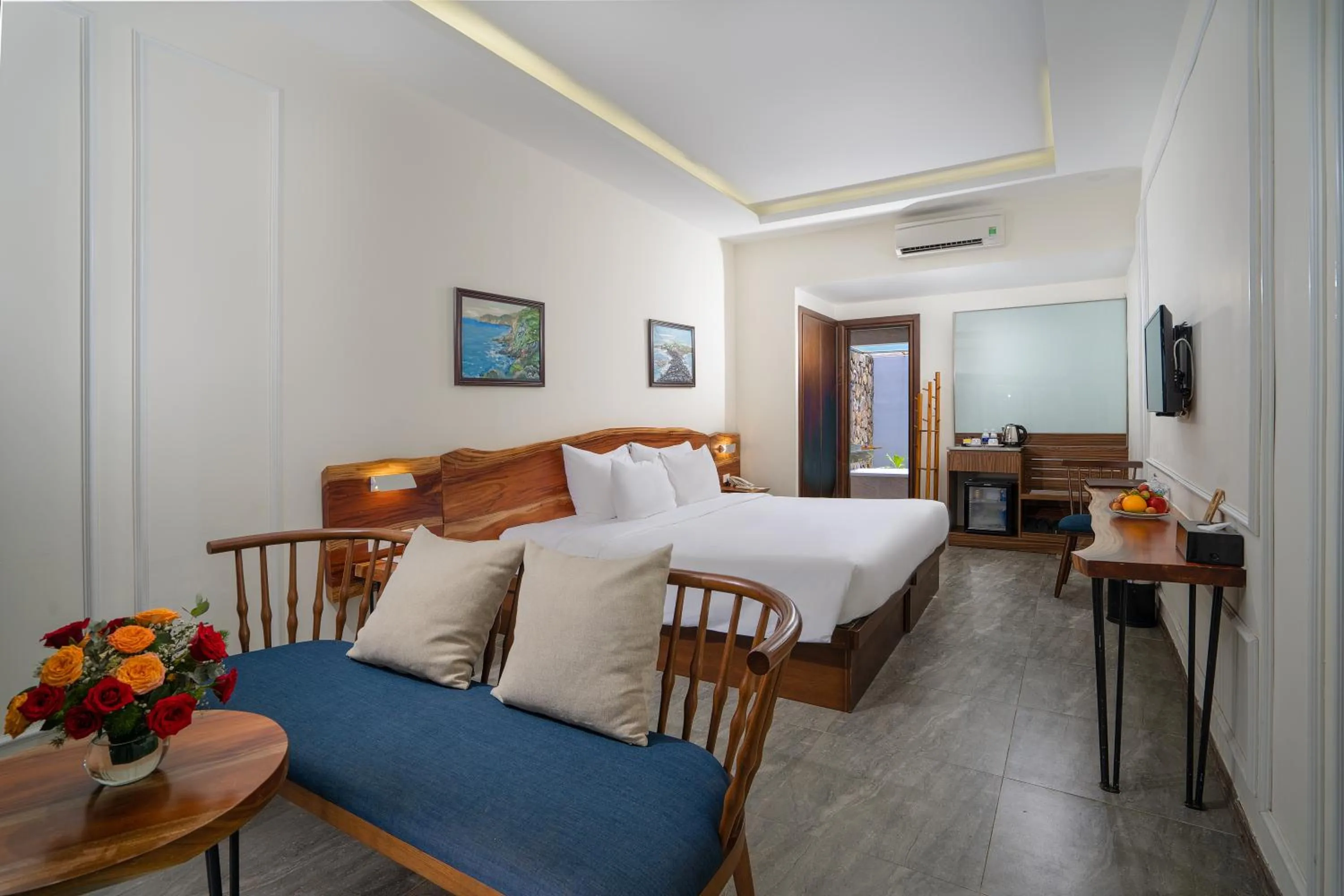 Photo of the whole room, Bed in Sala Tuy Hoa Beach Hotel