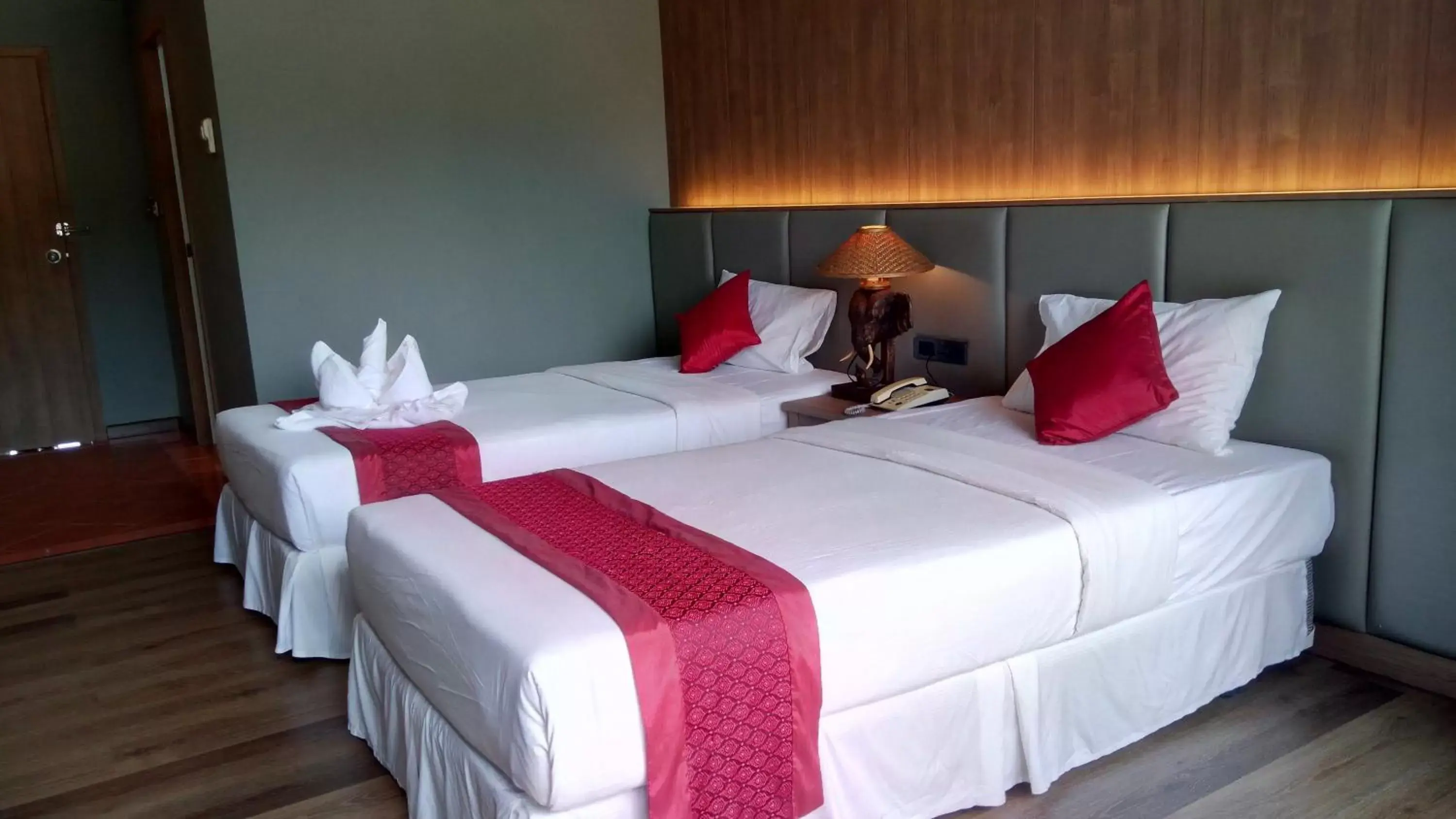 Bed in Chang Buri Resort & Spa