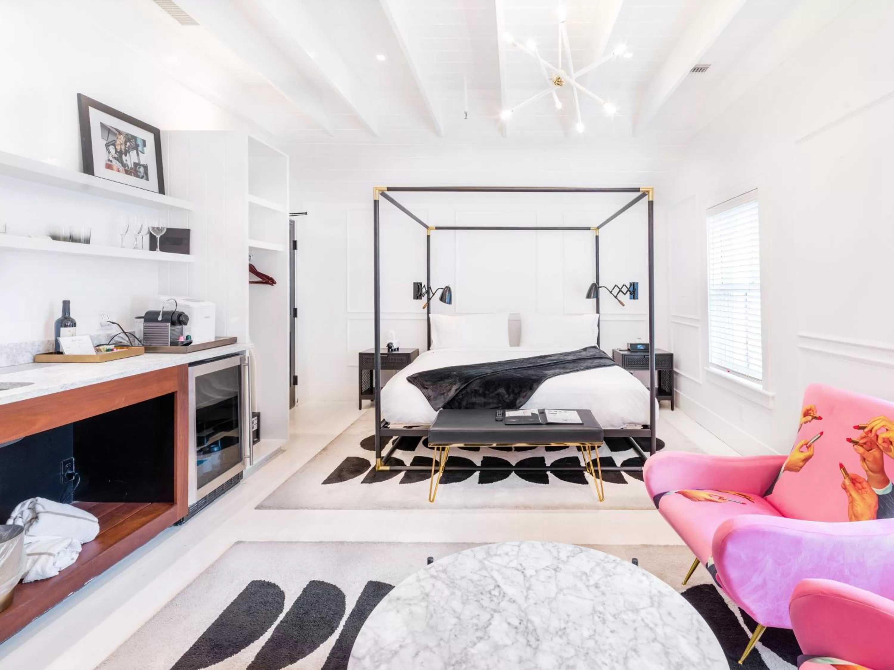 Bed in American Beech Hotel