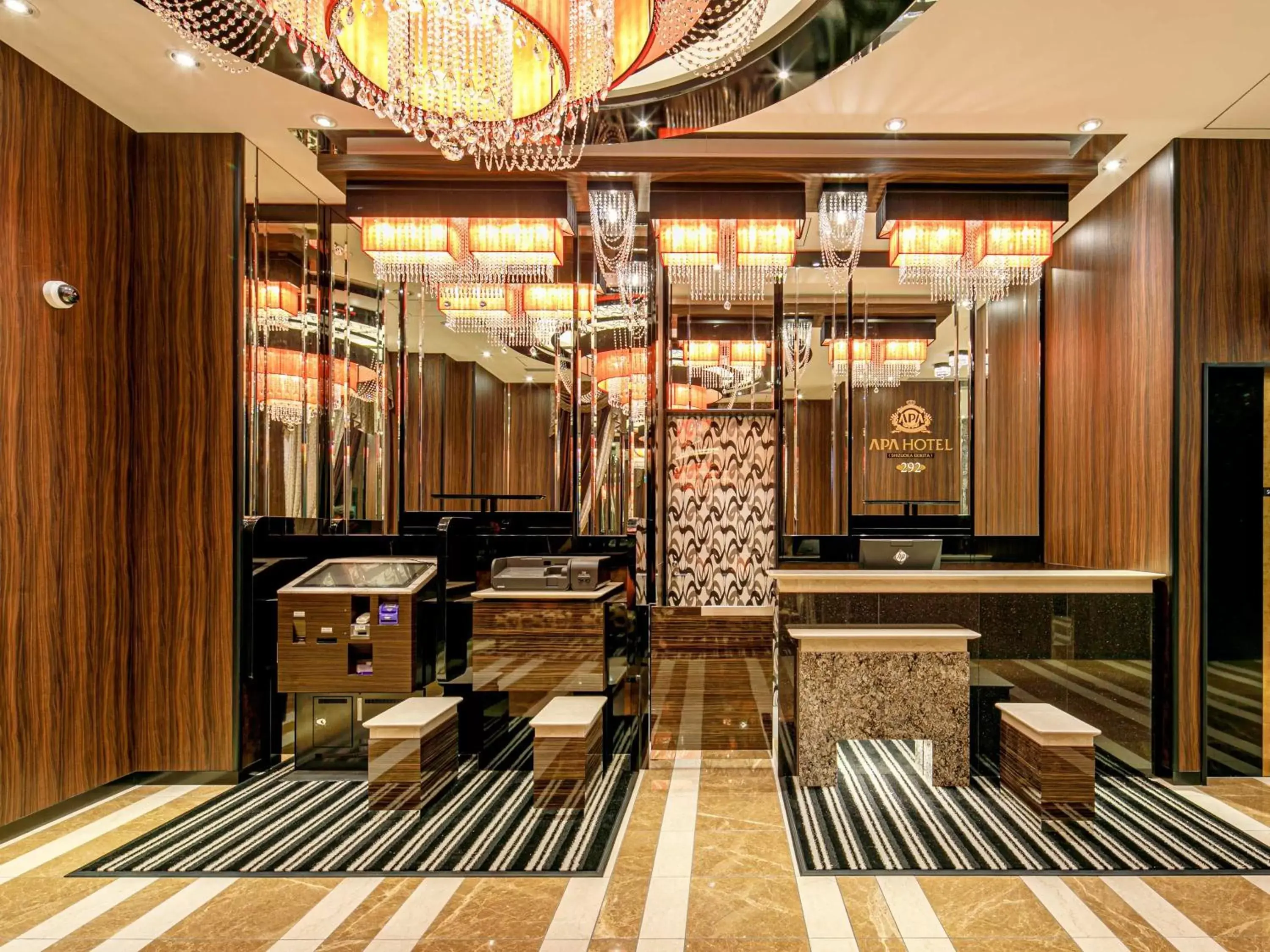 Lobby or reception in APA Hotel Shizuoka-eki Kita