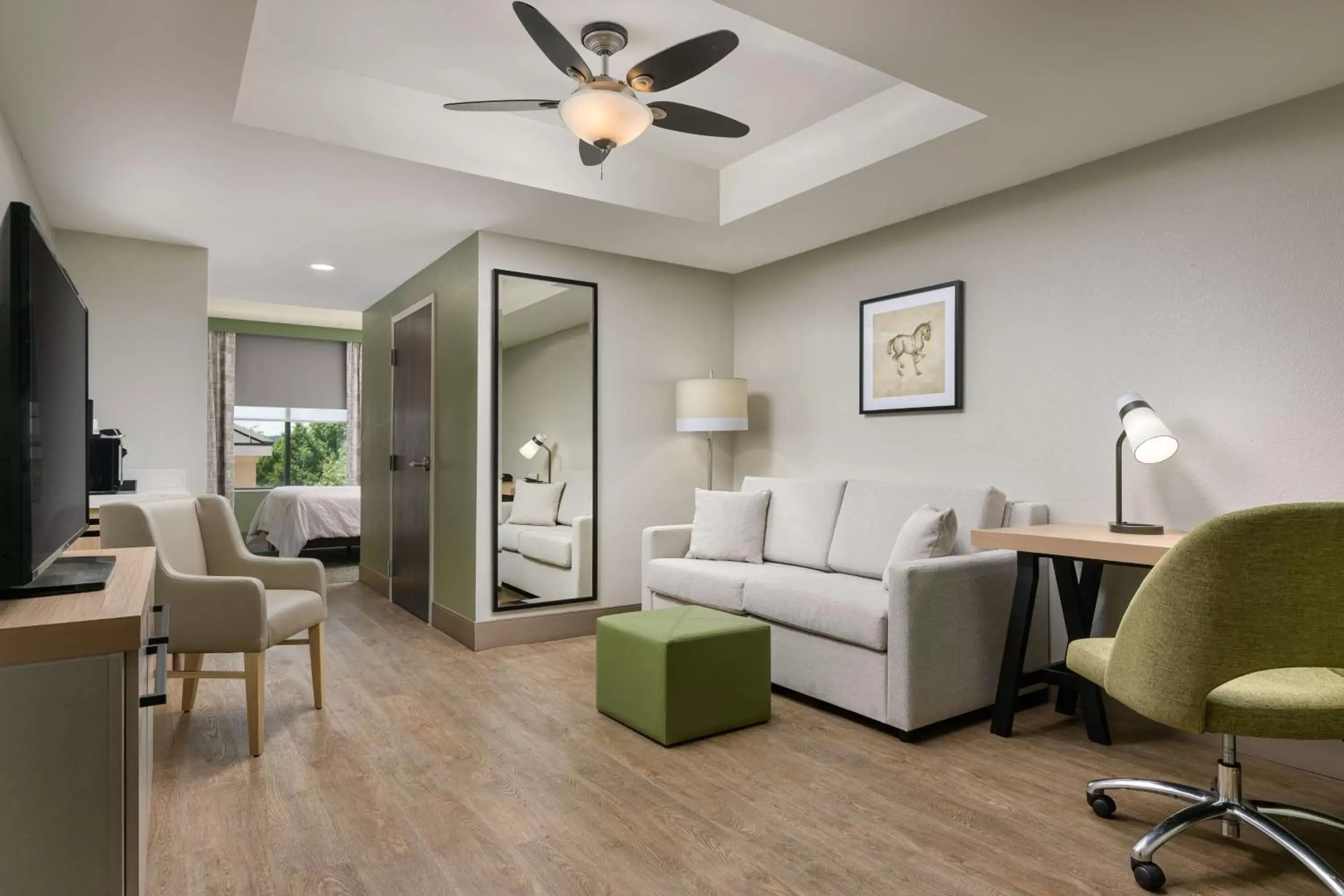 Bedroom, Seating Area in Hilton Garden Inn Nashville/Franklin-Cool Springs