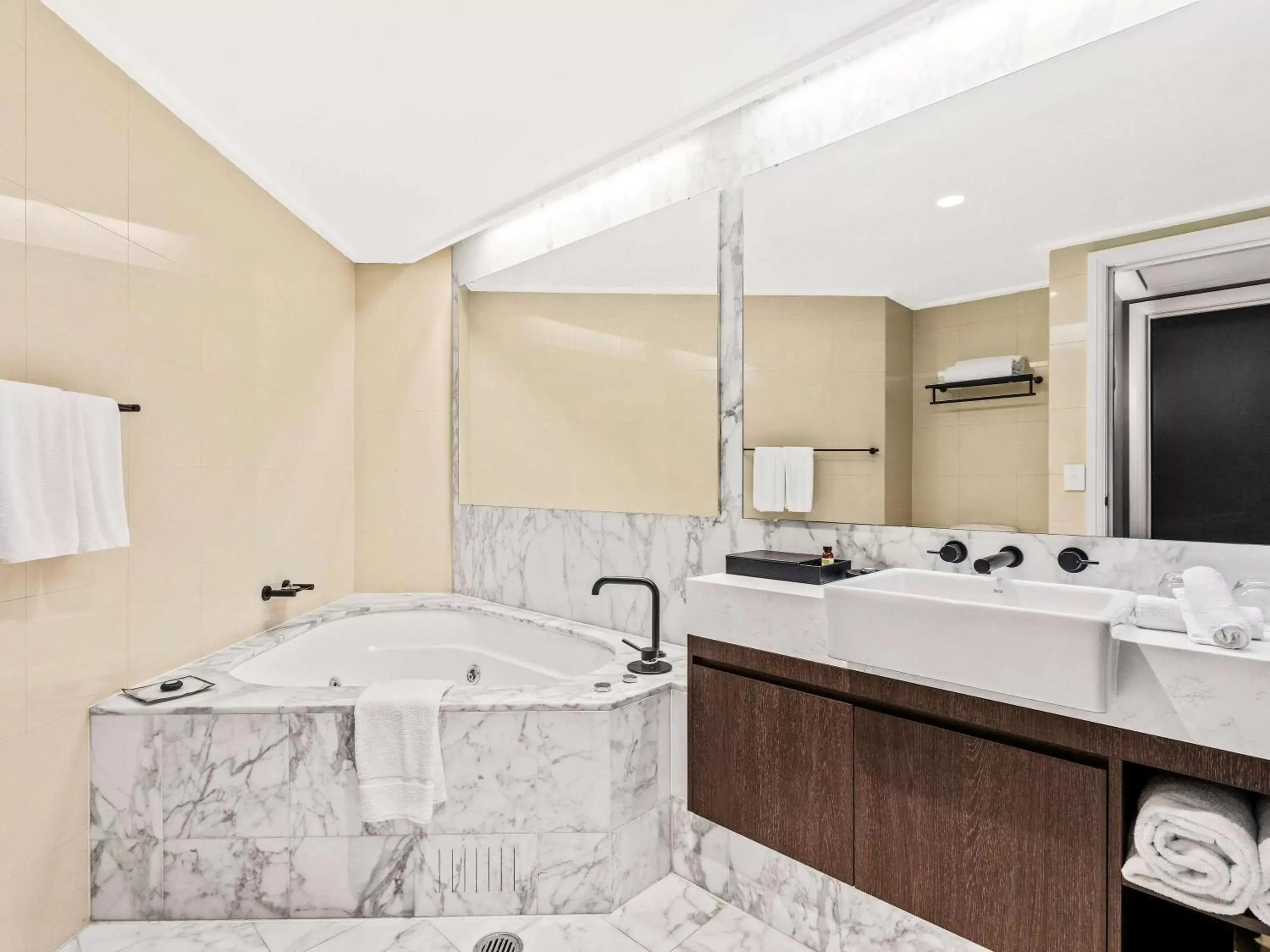 Photo of the whole room, Bathroom in Pullman Quay Grand Sydney Harbour