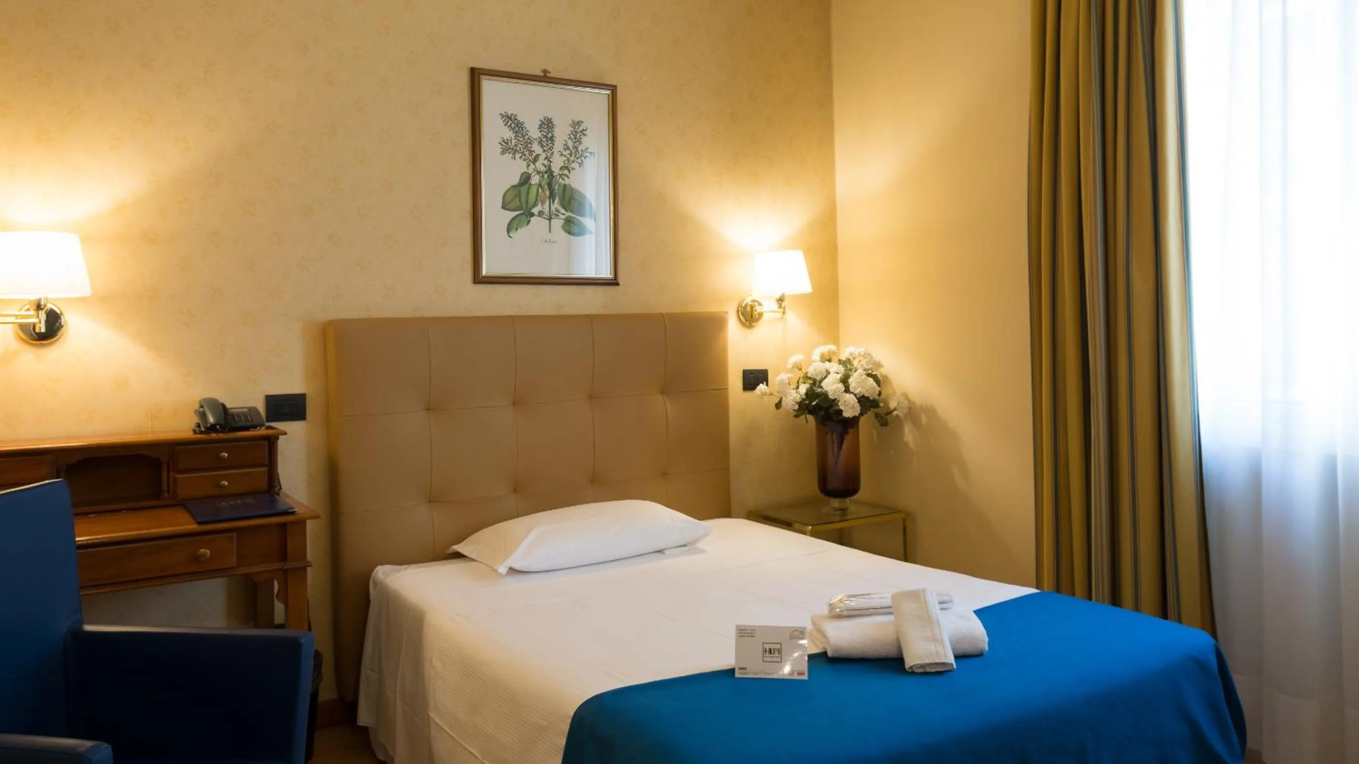 Other, Bed in Hotel Lombardia