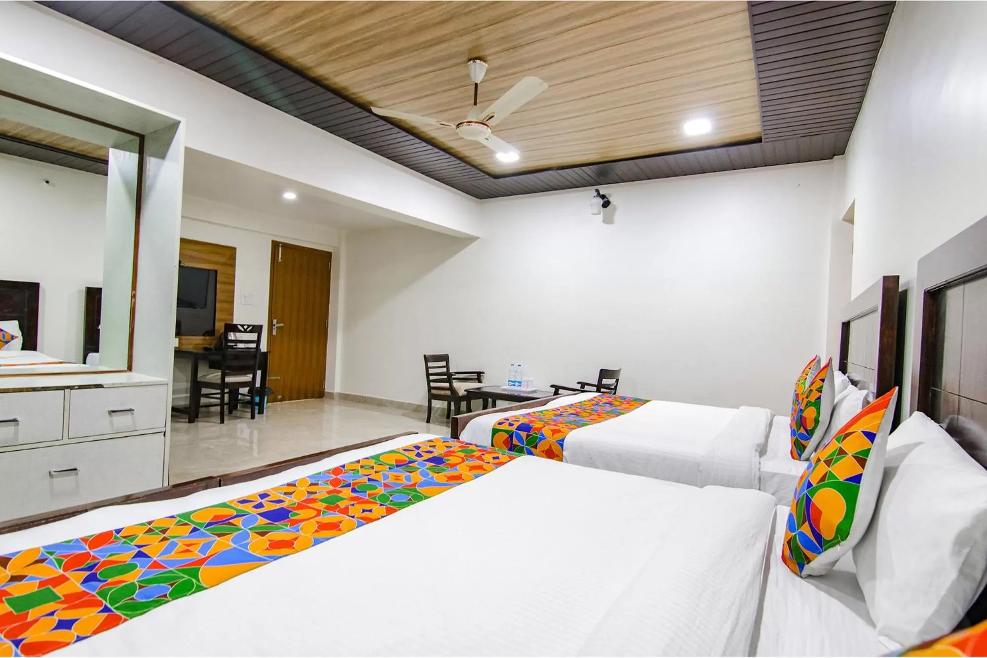 TV and multimedia, Bed in FabHotel Prime Olive Lake View