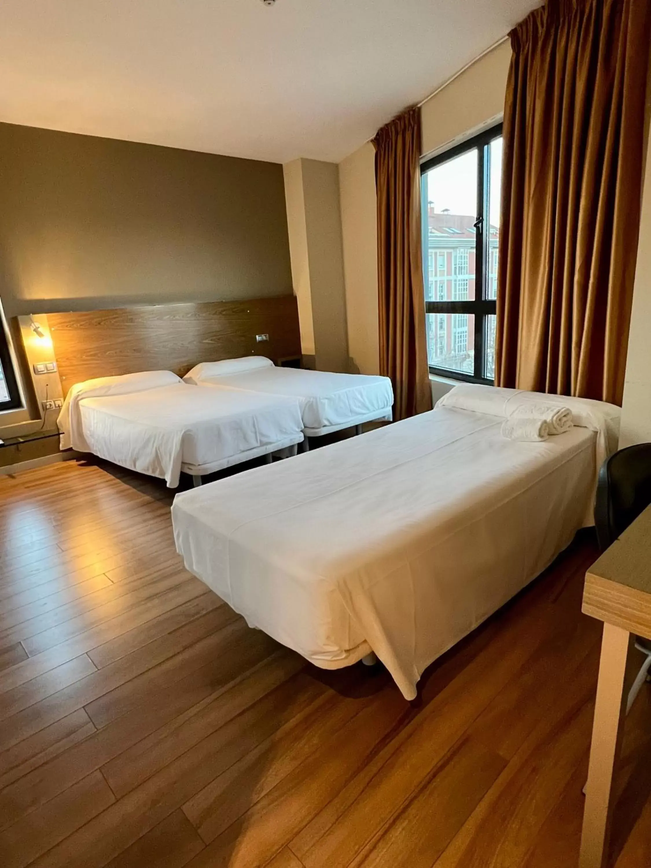 Bed in Hotel Duero