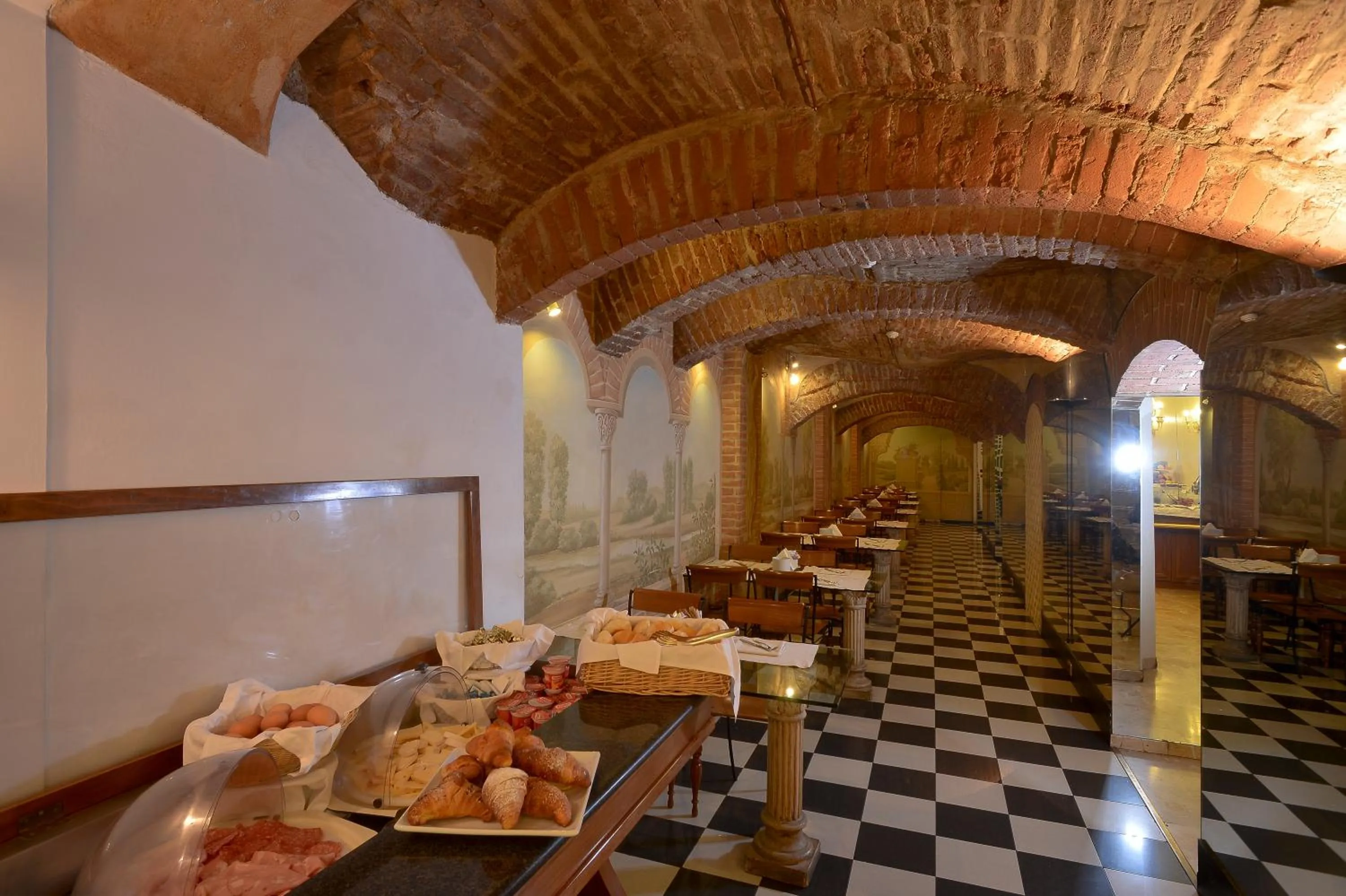 Restaurant/places to eat in Zanhotel Tre Vecchi