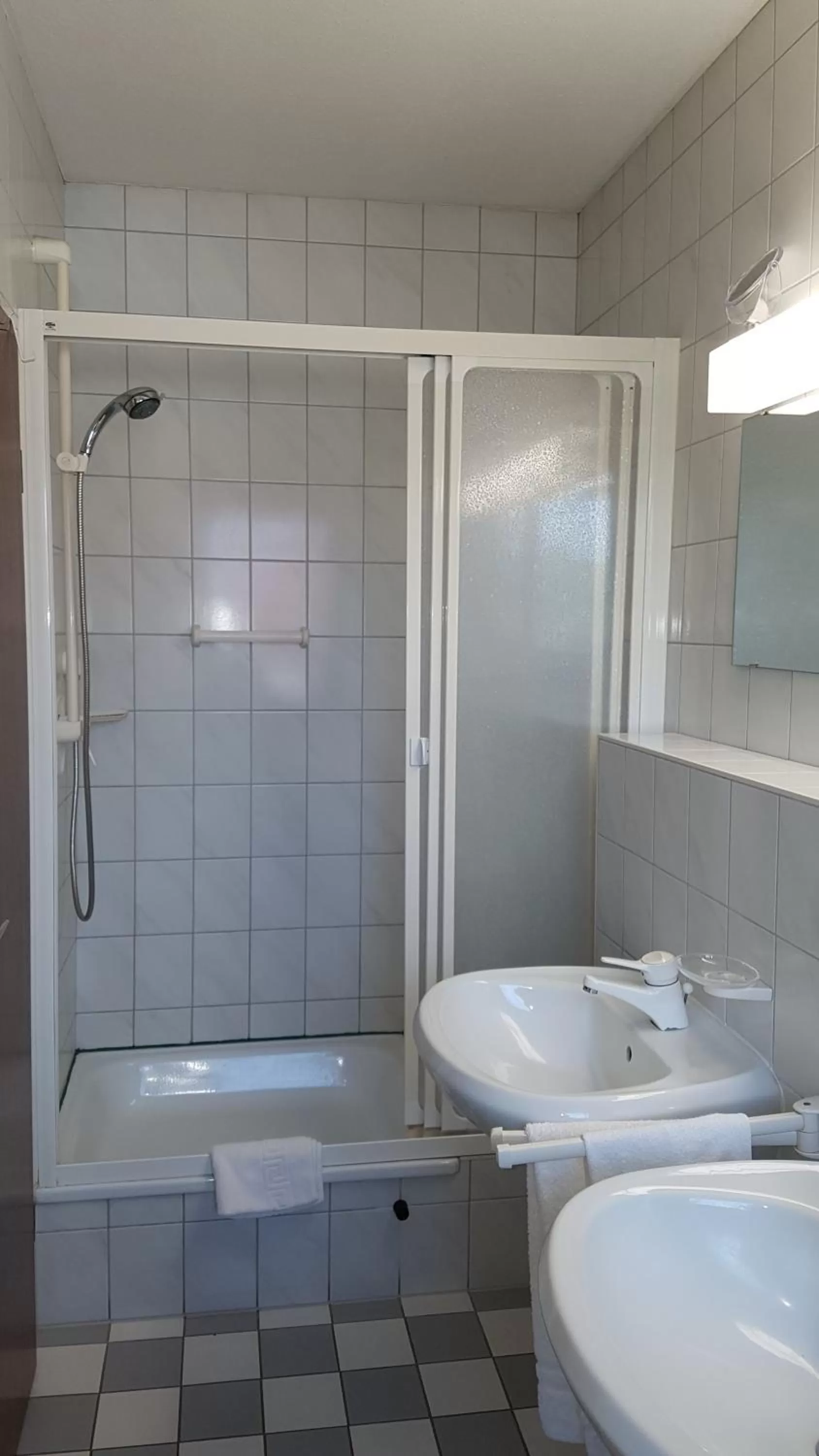 Bathroom in Kurhotel Anders