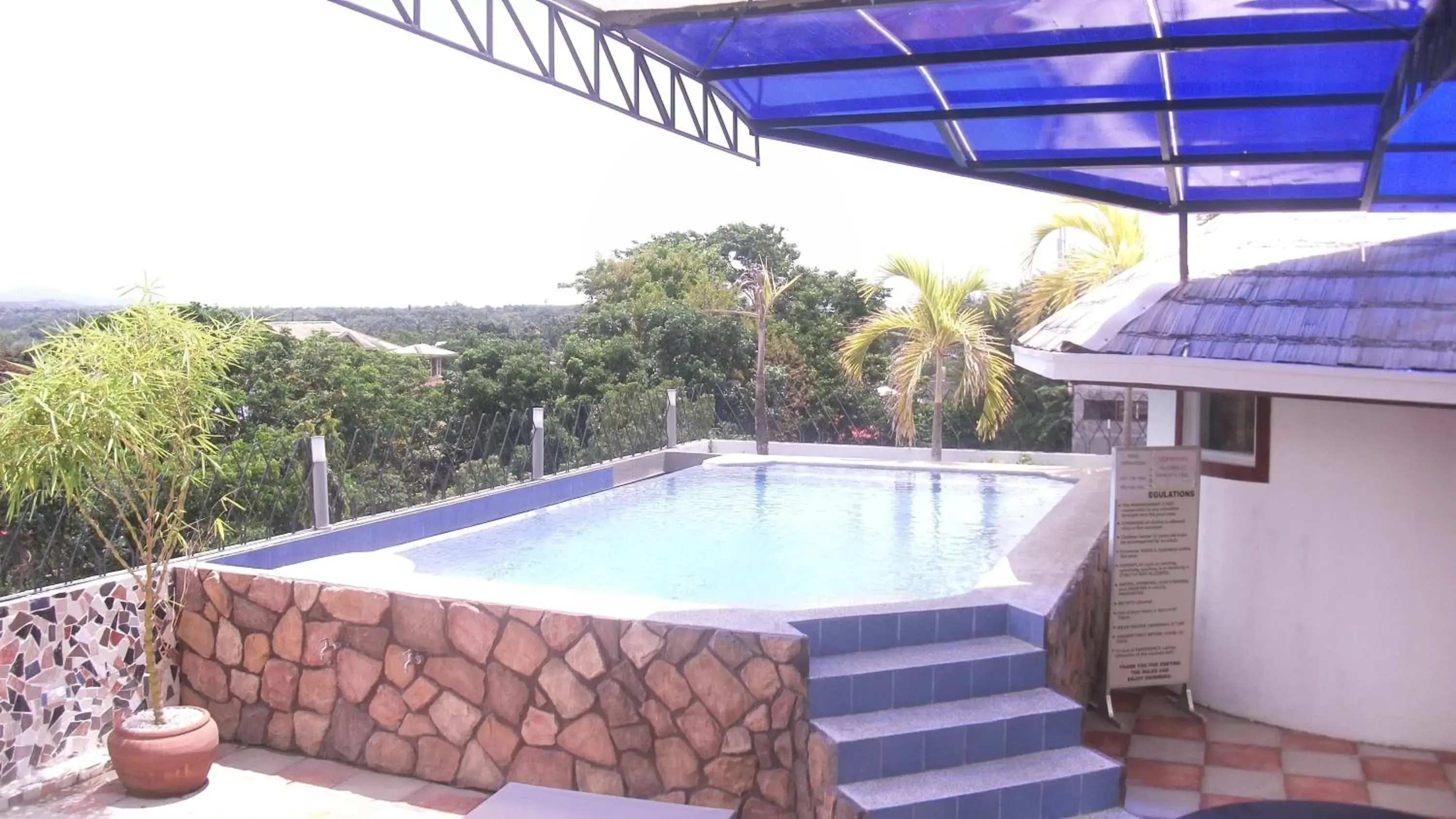 Swimming Pool in Grande Vista Hotel