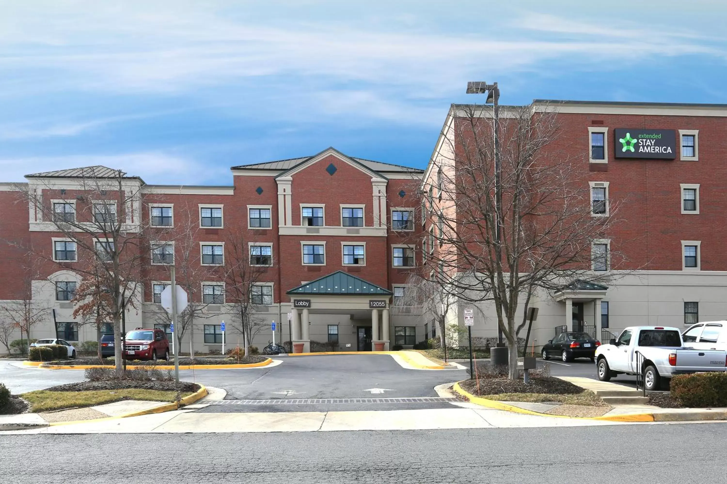 Property Building in Extended Stay America Suites - Washington, DC - Fairfax - Fair Oaks Mall