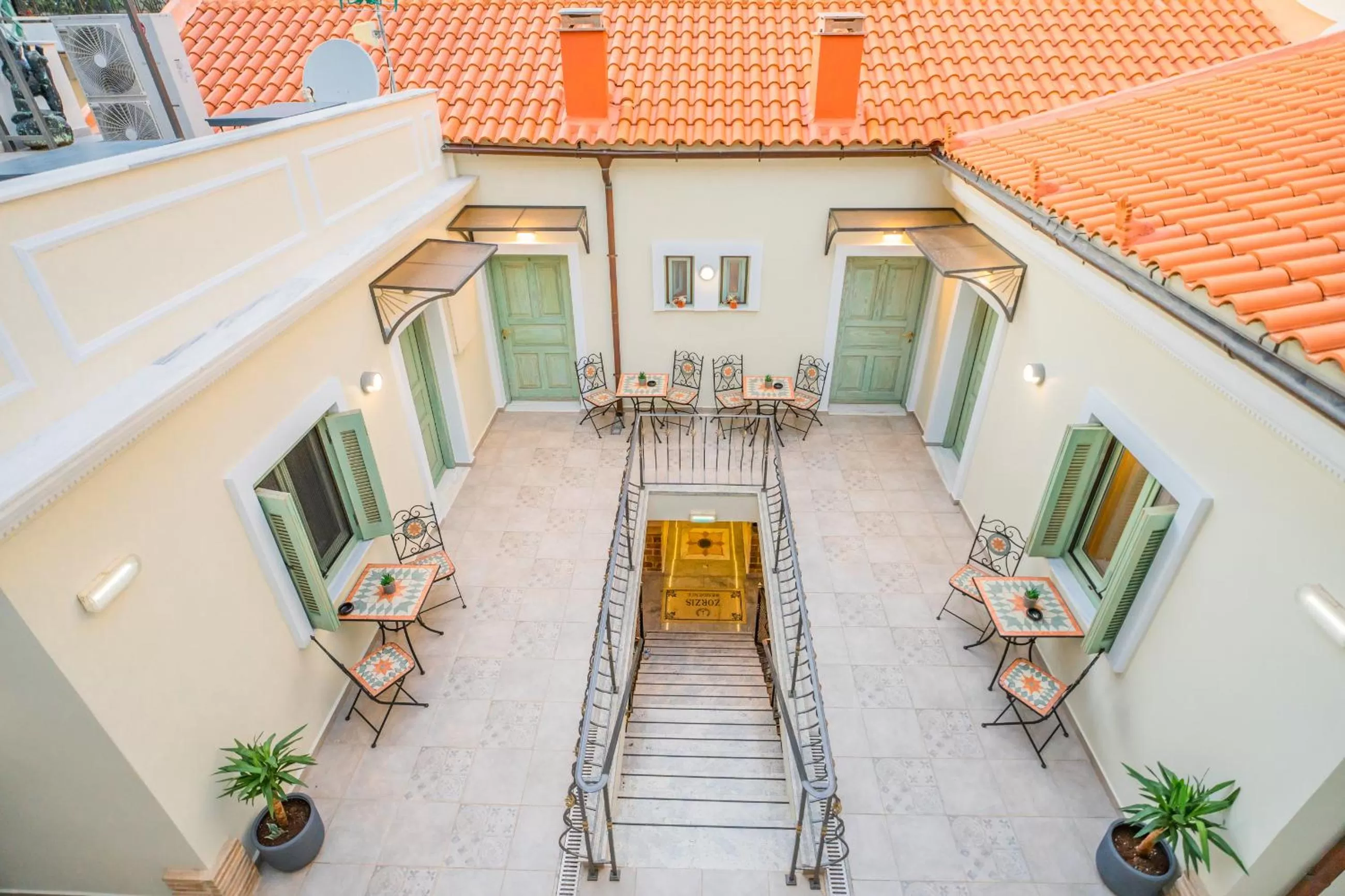 The Stone Manor , Noho boutique hotel Thissio