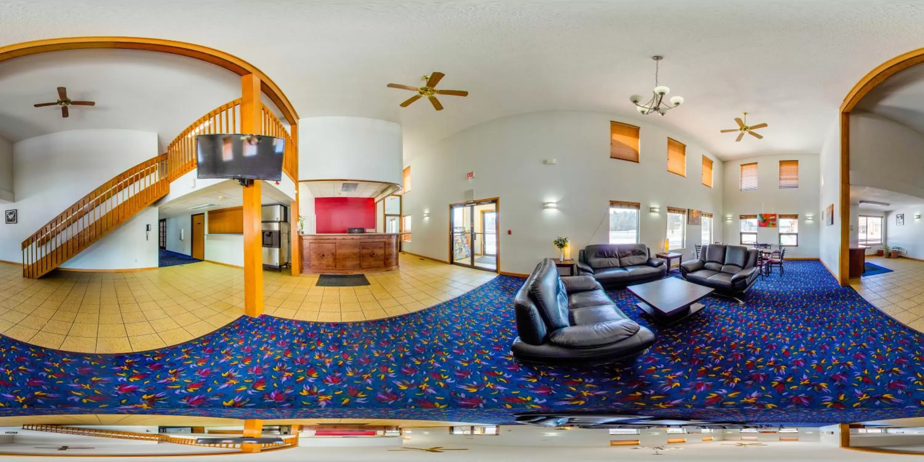 Seating Area in Econo Lodge Inn & Suites