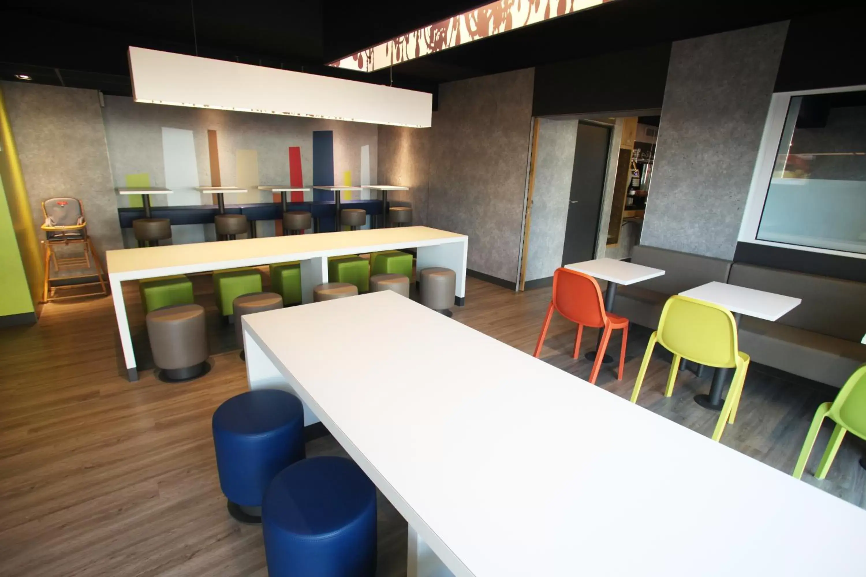 Lobby or reception, Restaurant/Places to Eat in ibis budget Nantes Sainte Luce