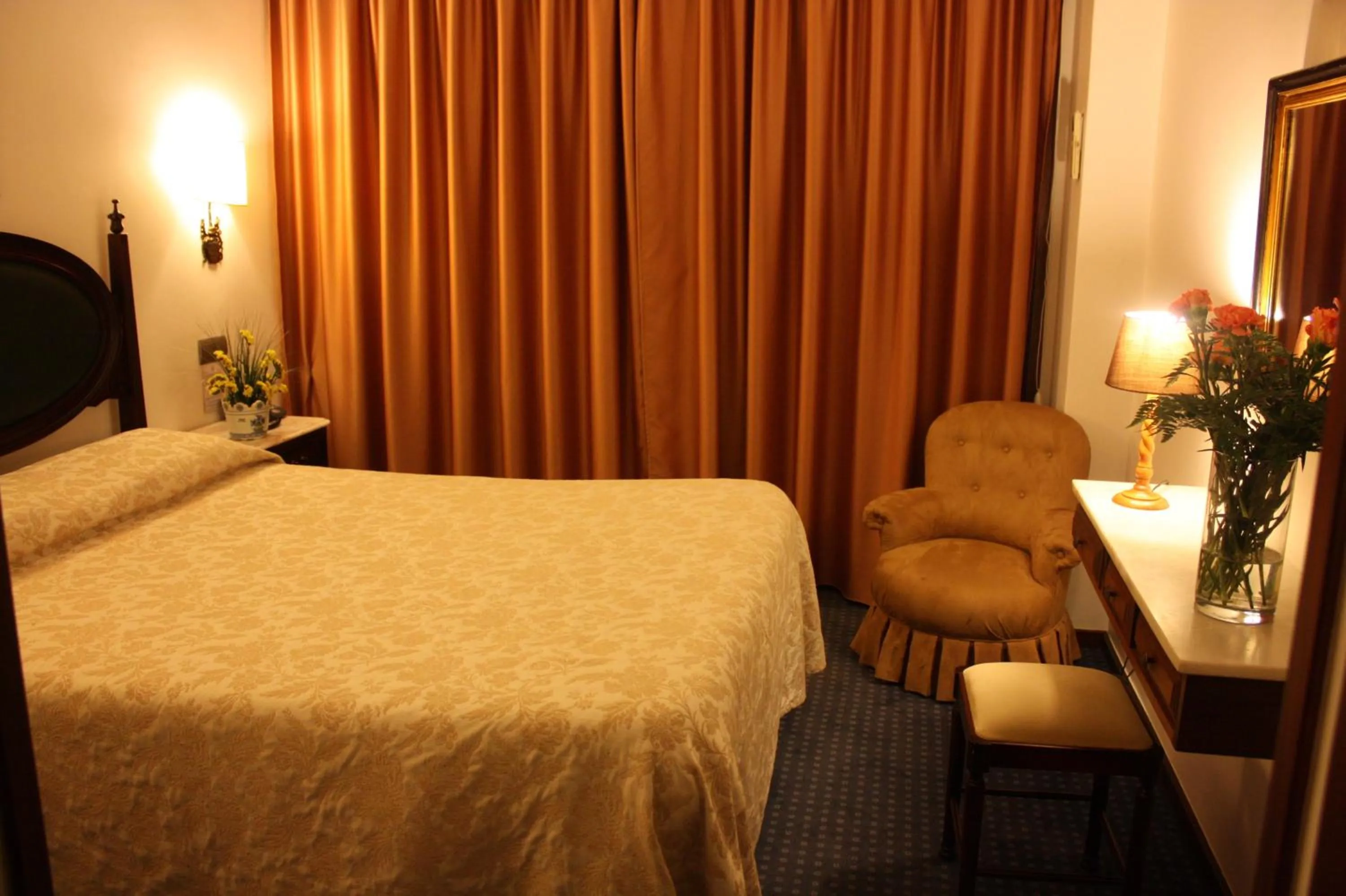 Photo of the whole room, Bed in Hotel Vice-Rei