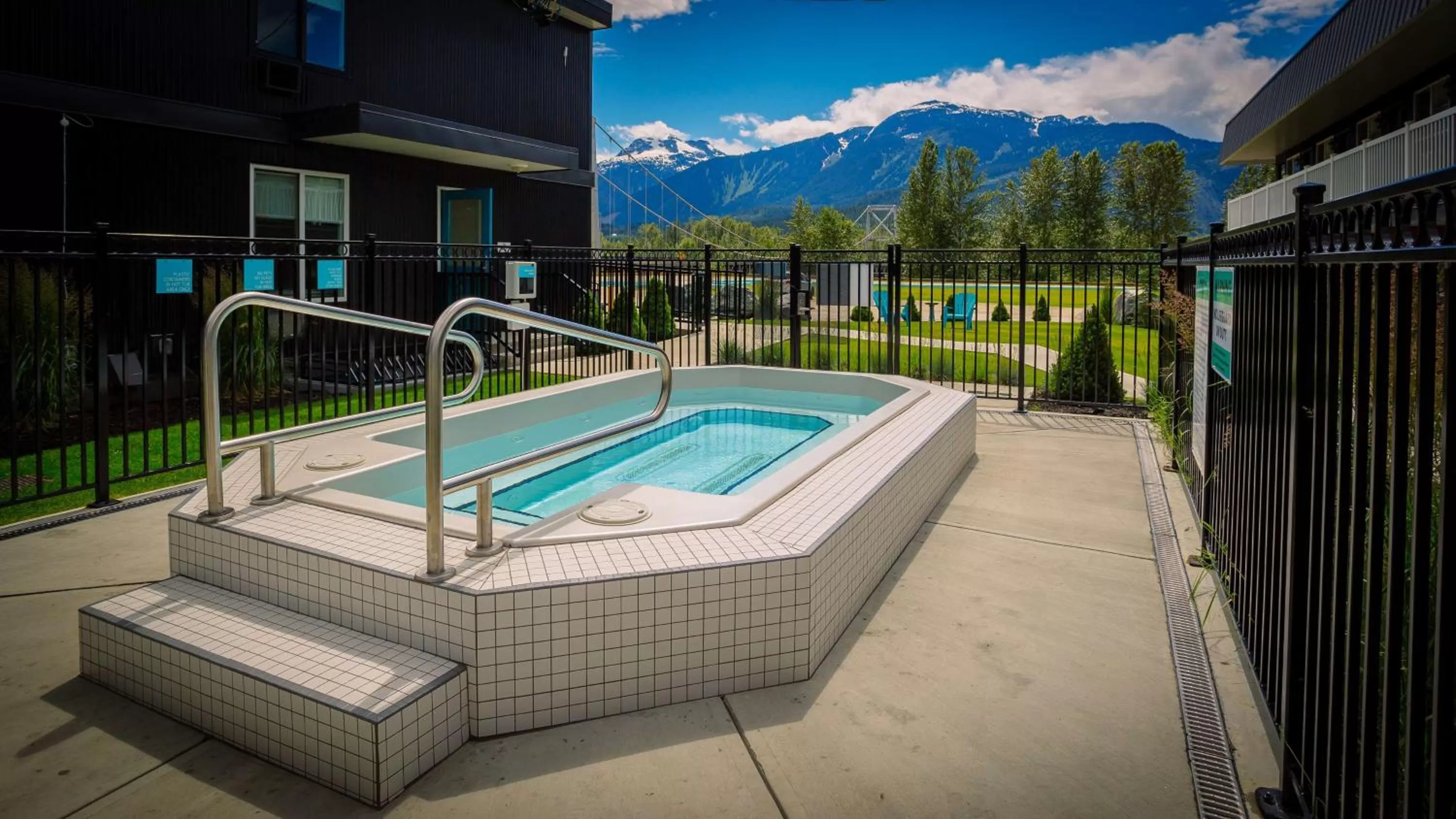 Hot Tub in Stoke Hotel SureStay Collection by Best Western
