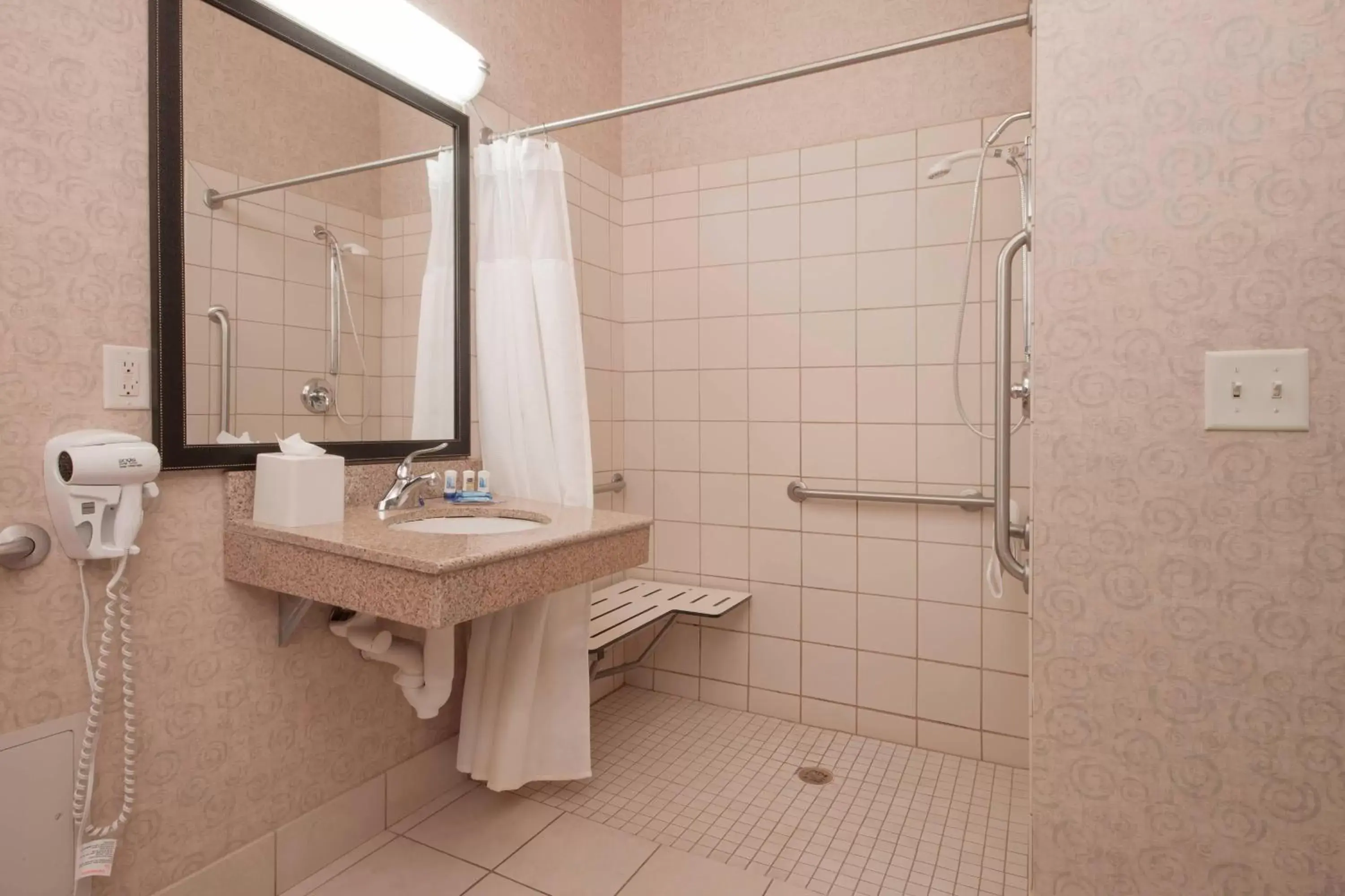 Bathroom in Fairfield Inn & Suites El Centro