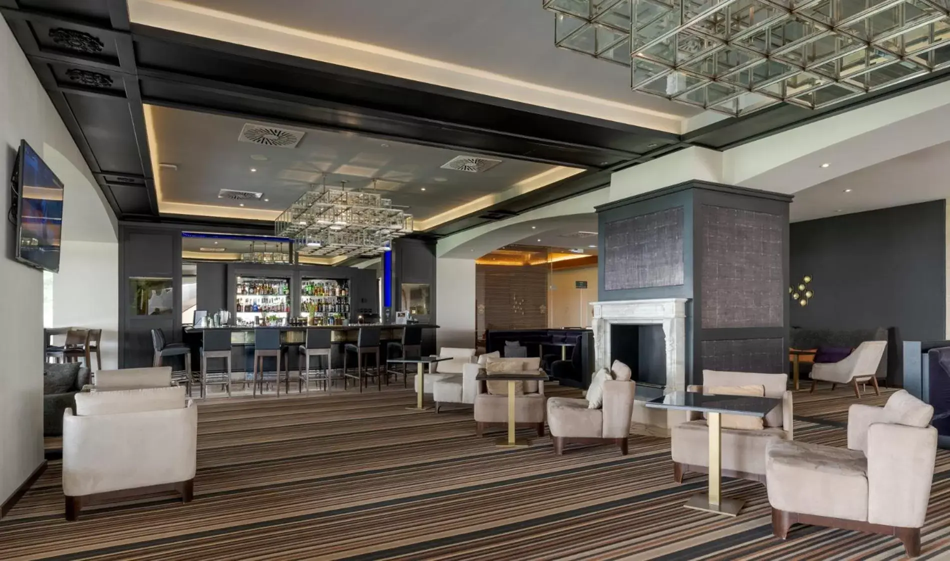 Lounge or bar, Restaurant/Places to Eat in Pestana Alvor Praia Premium Beach & Golf Resort