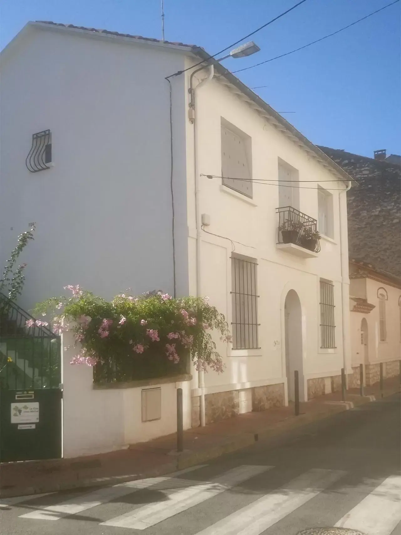 Facade/entrance, Property Building in Le Clos Chez Michel