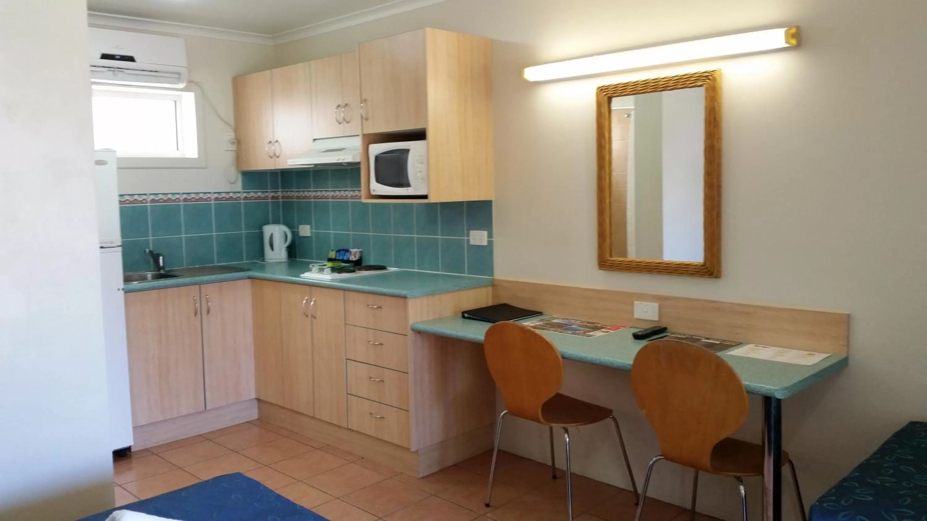Kitchen or kitchenette in Cairns Gateway Resort
