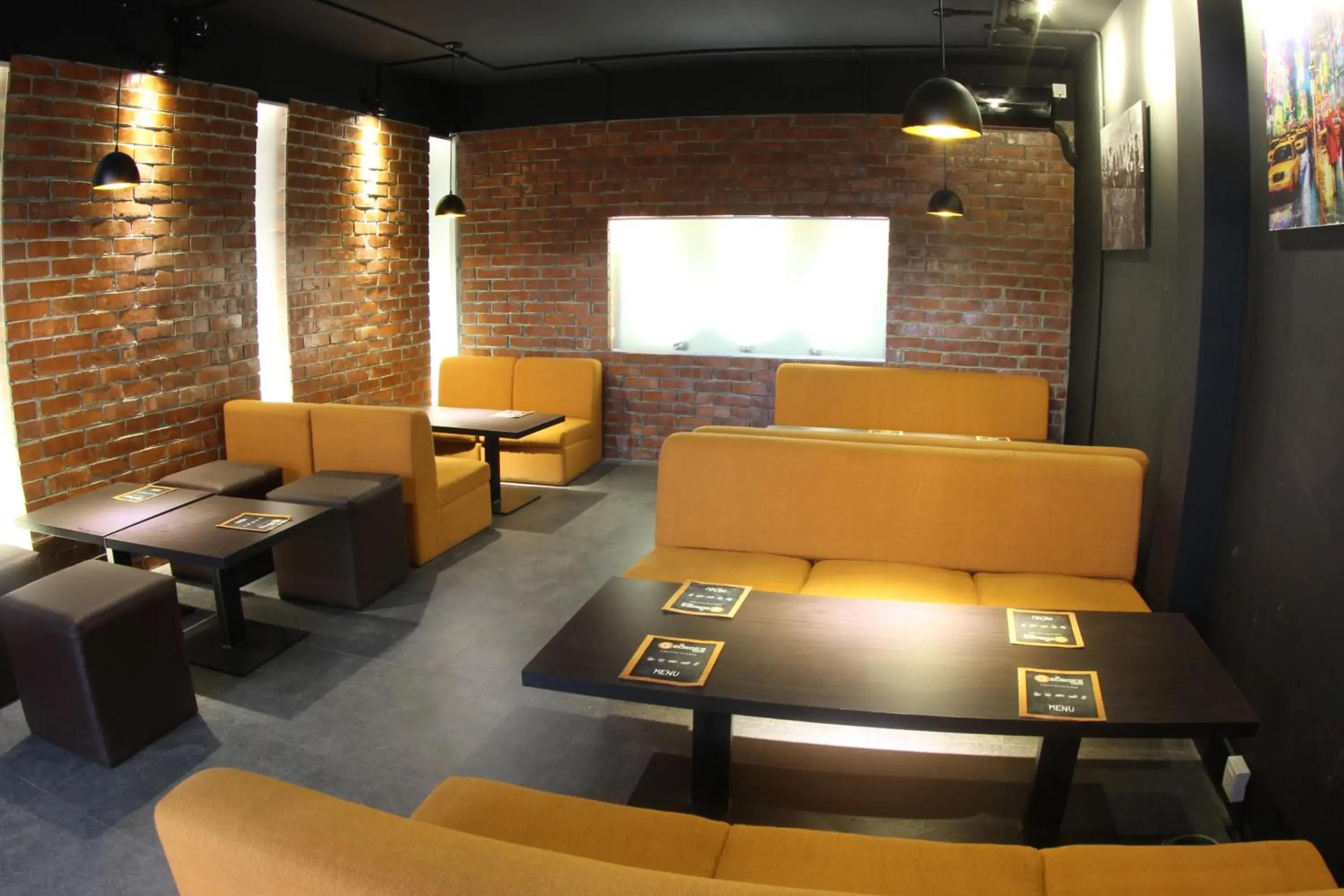 Restaurant/places to eat in Richmond Hotel & Suites Restaurant/places to eat in Richmond Hotel & Suites