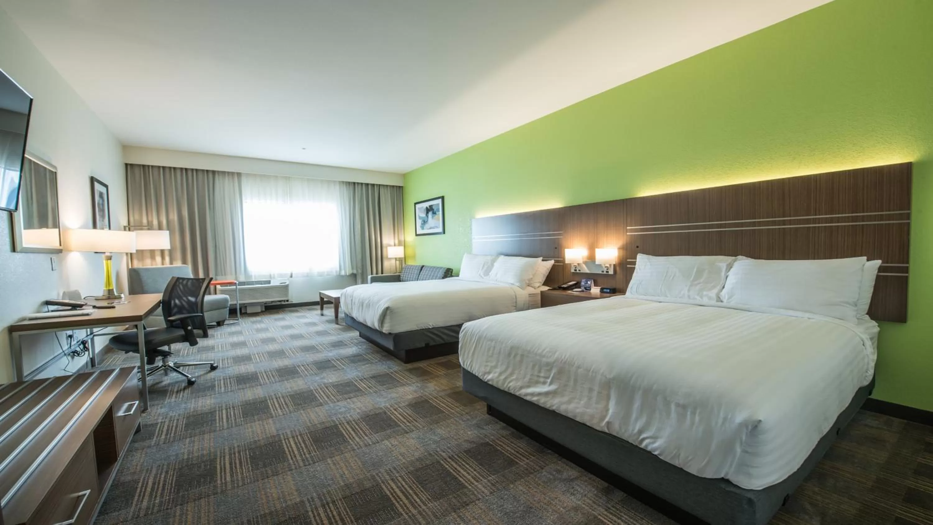 Bedroom, Bed in Holiday Inn Express & Suites - Dripping Springs - Austin Area by IHG