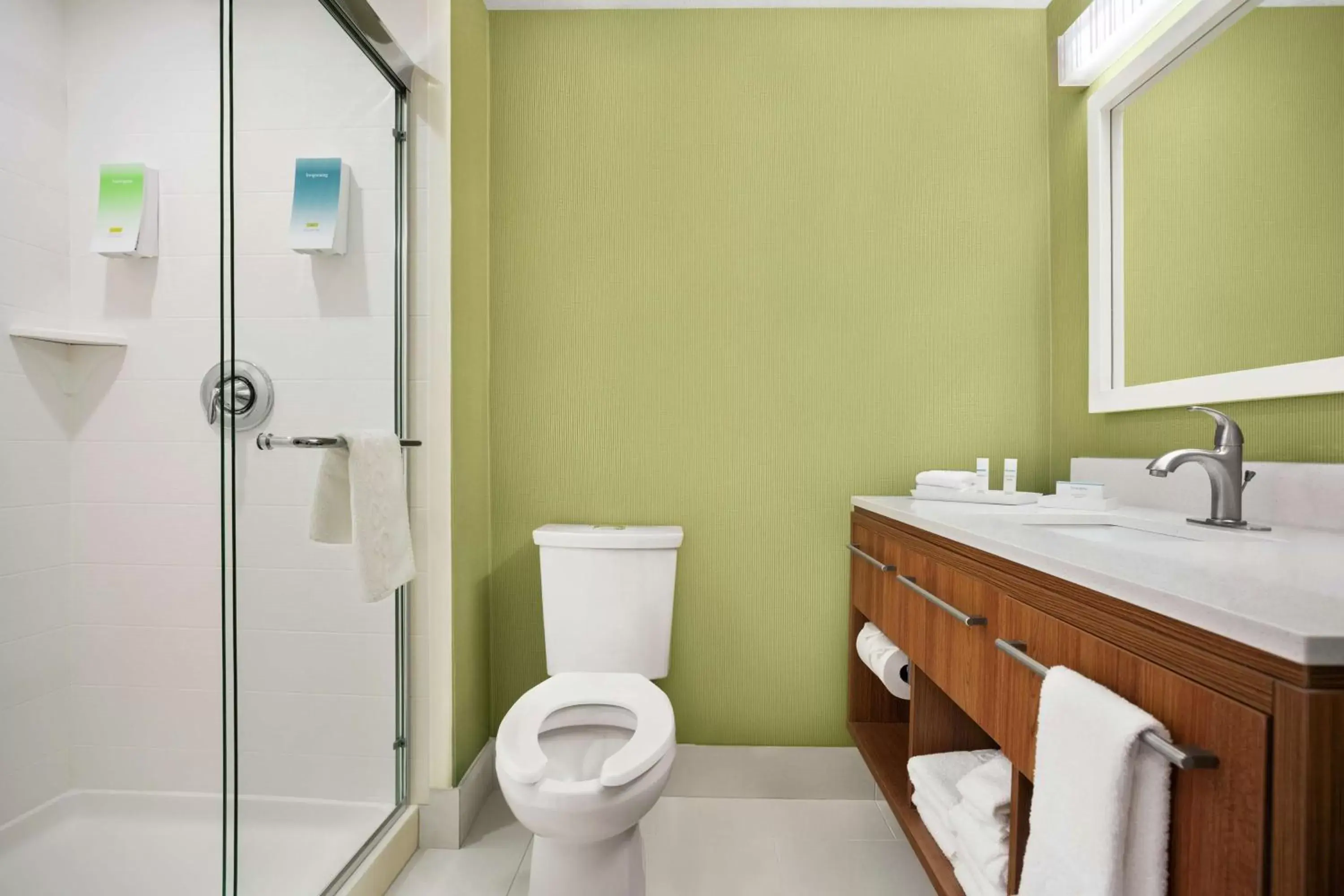 Bathroom in Home2 Suites By Hilton Elko