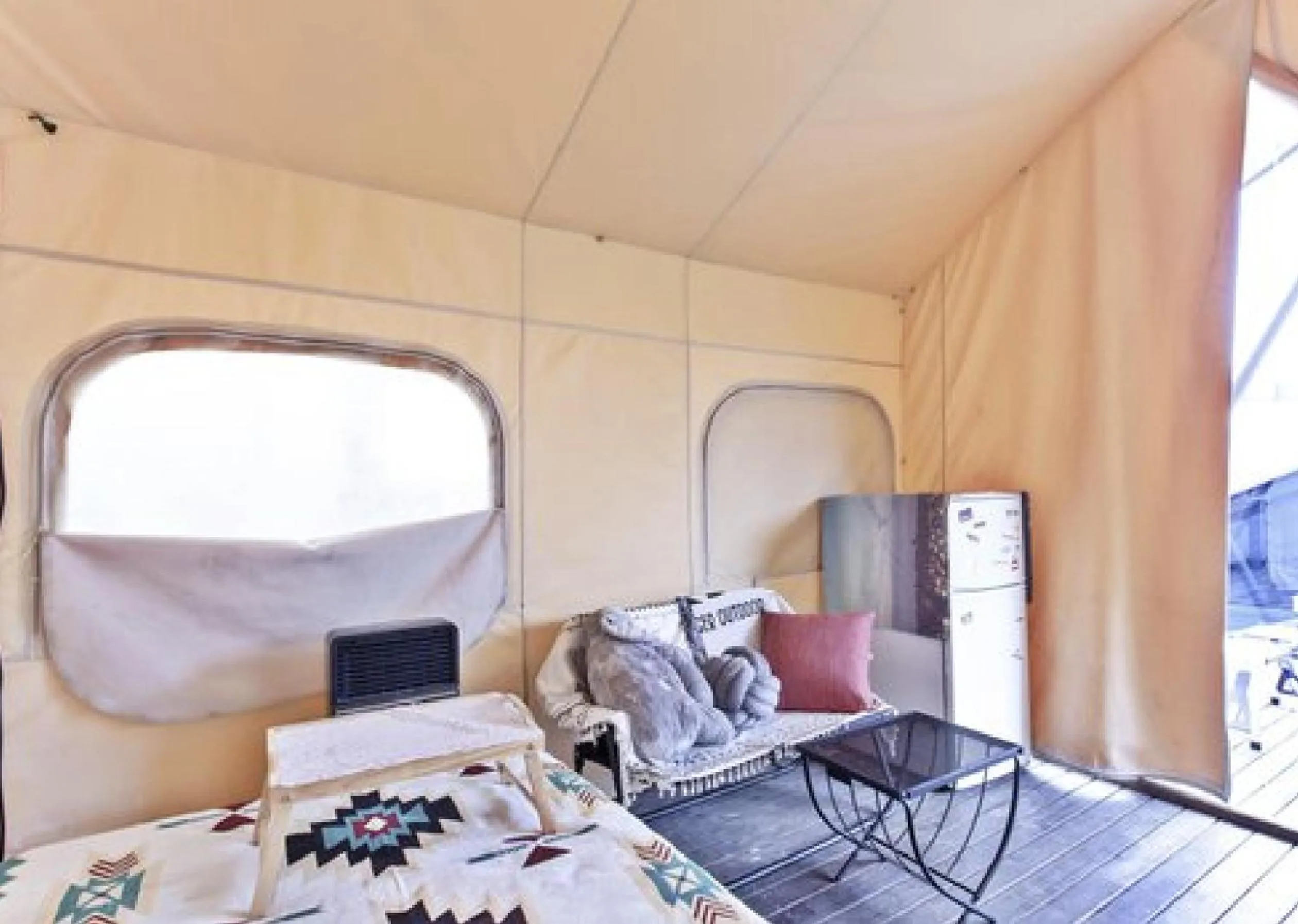 Bed in H Avenue Hotel Idae Shinchon