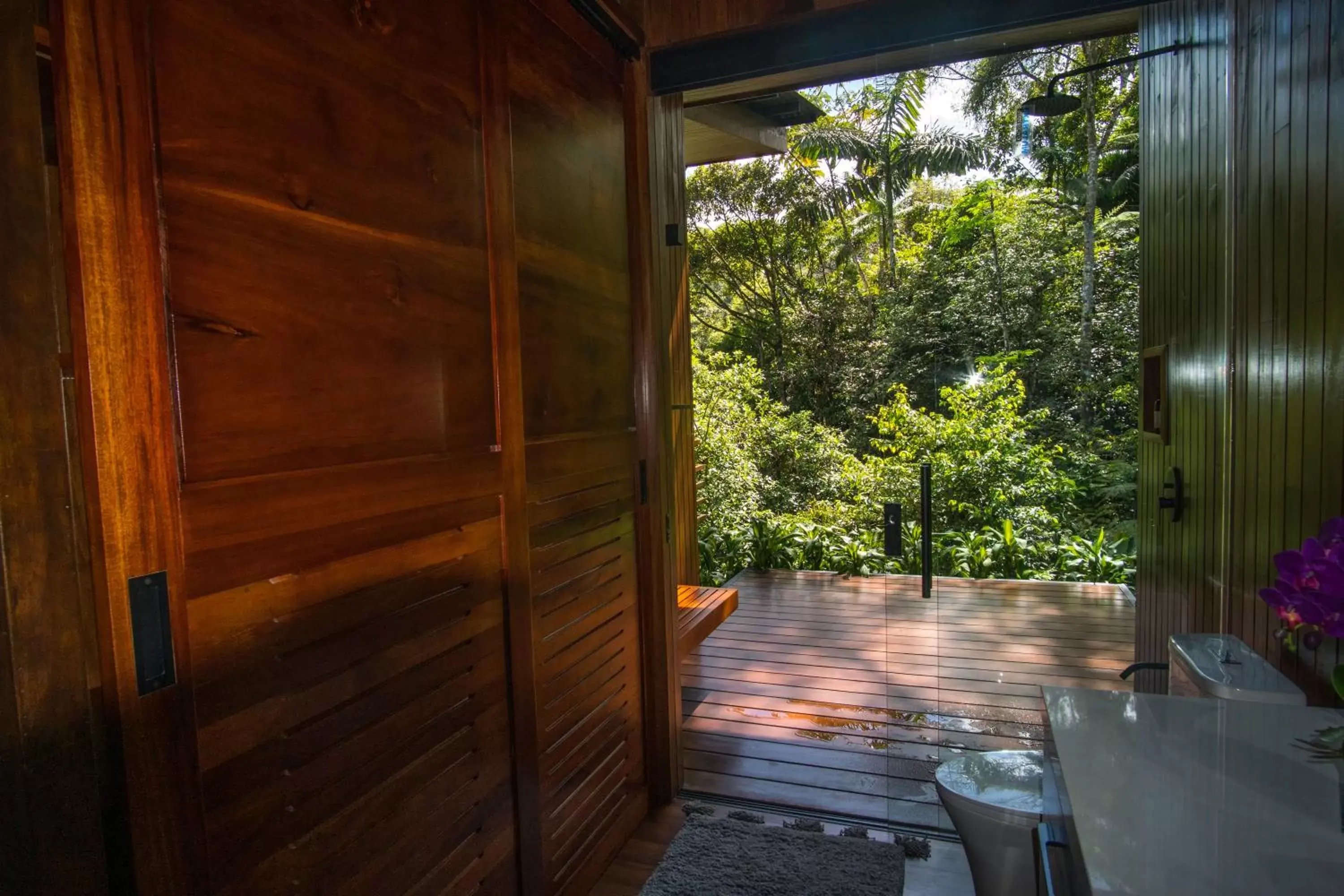 Bathroom in Ecolirios Boutique Hotel and Spa