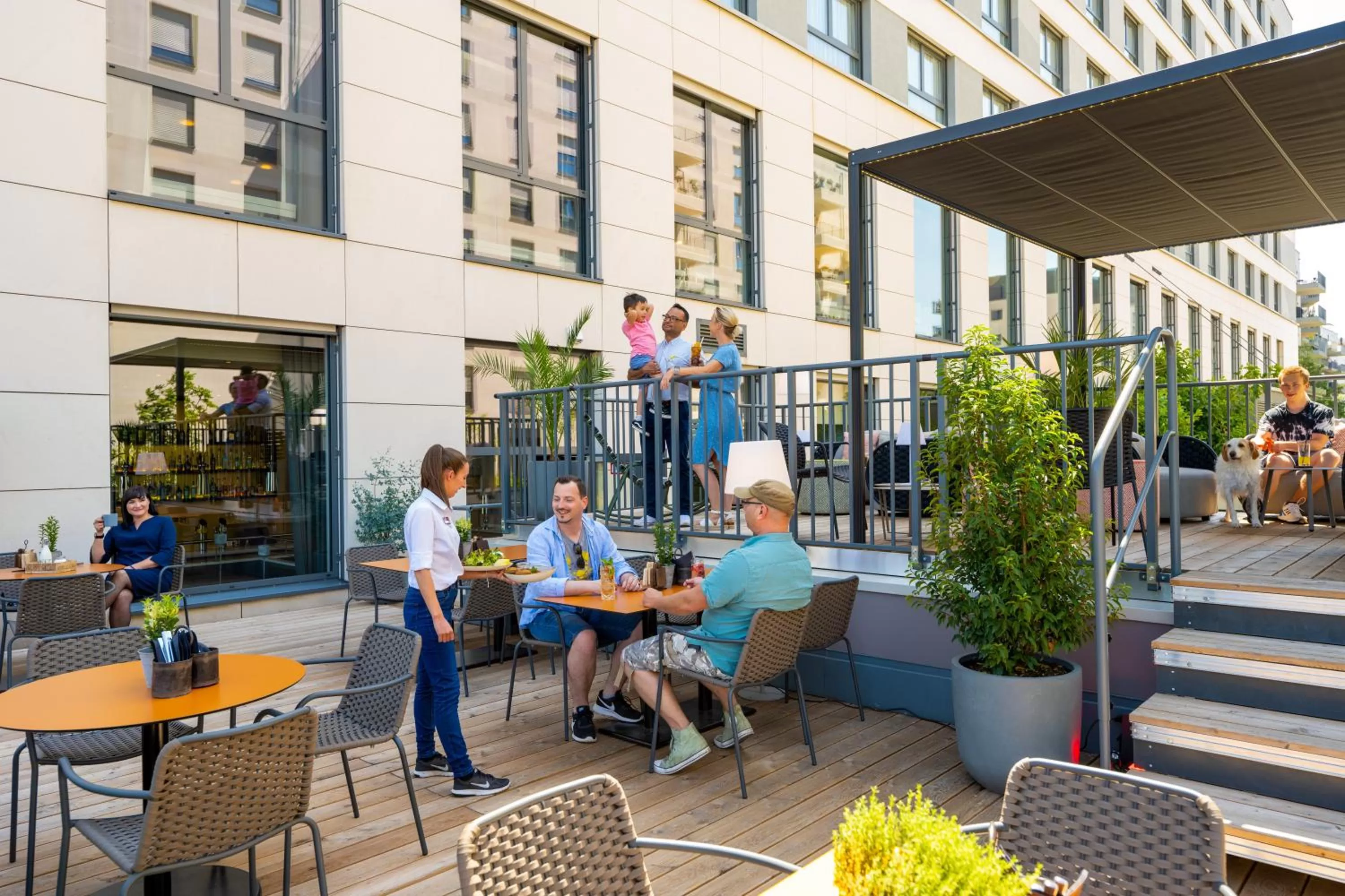 Patio in Best Western Plus Welcome Hotel Frankfurt