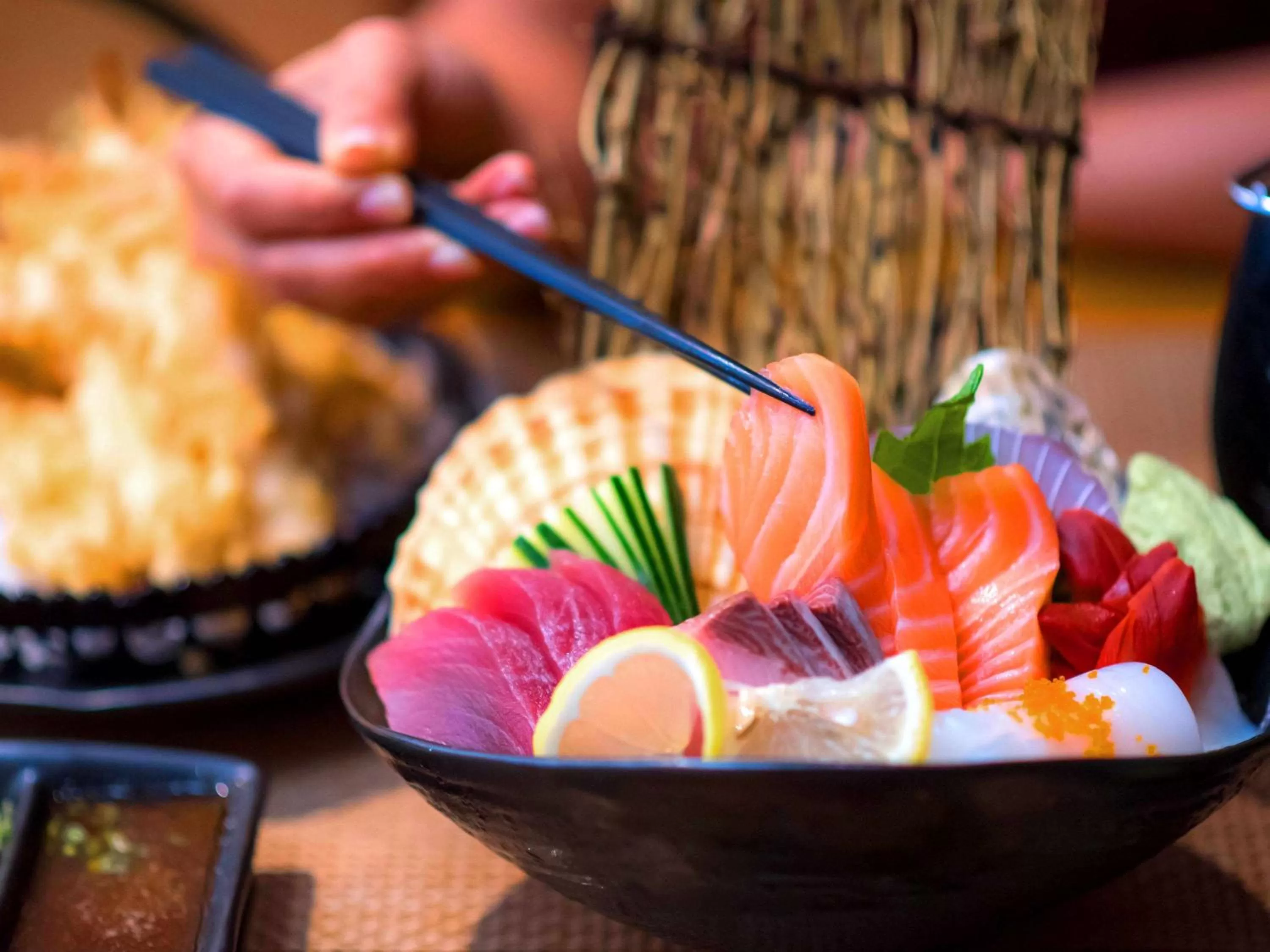 Restaurant/places to eat in Swissotel Bangkok Ratchada