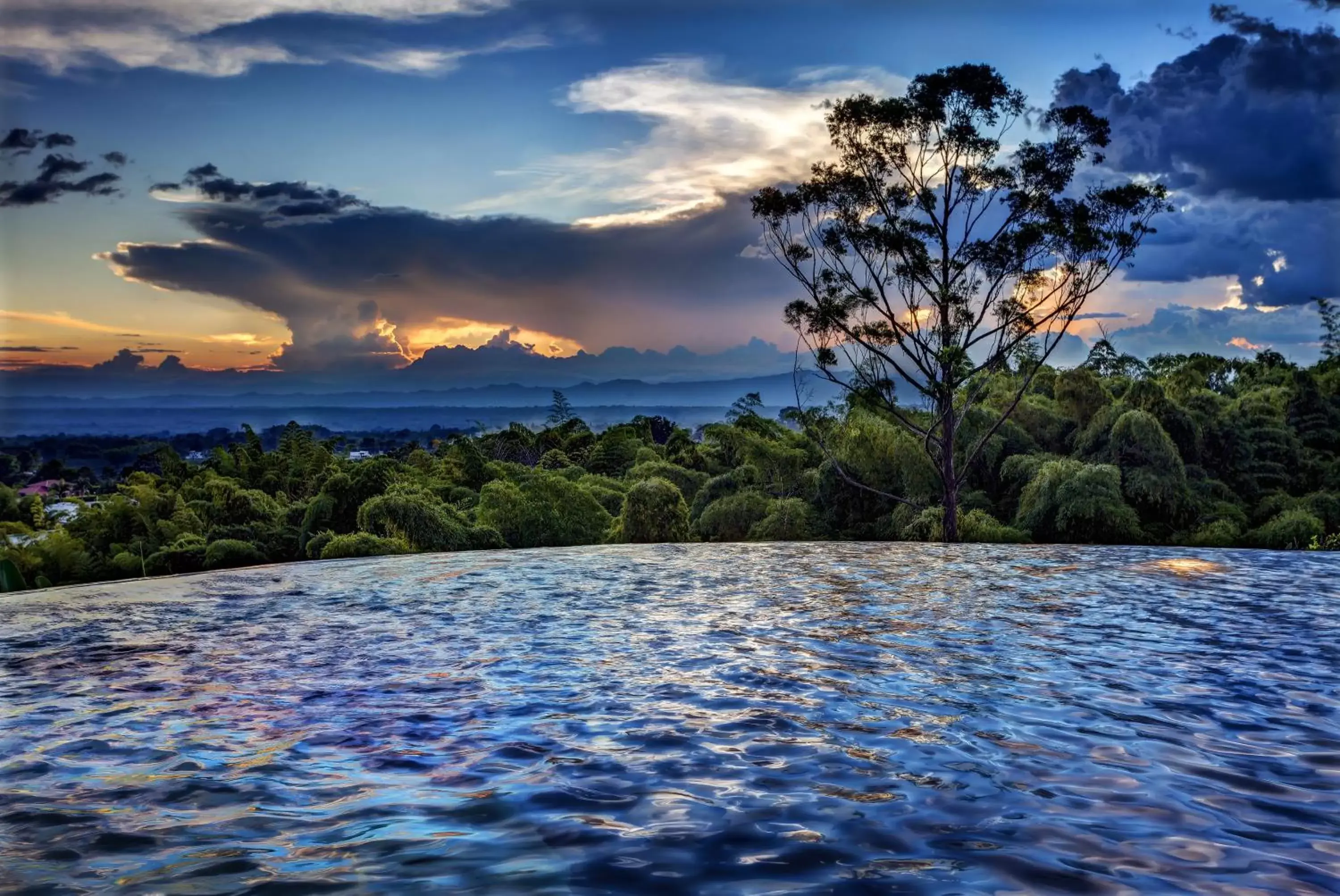 Swimming pool in Hotel Hacienda Combia