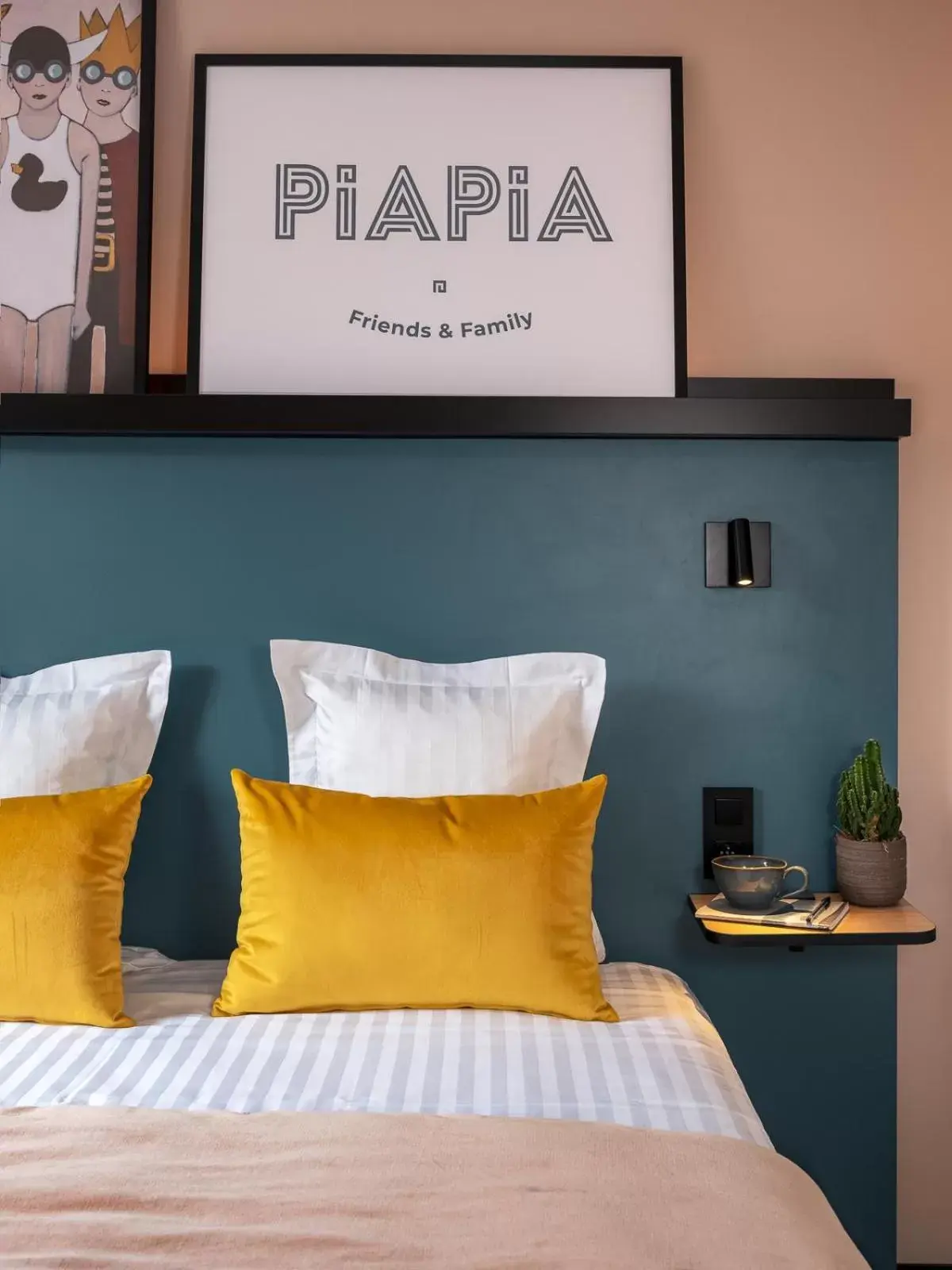 Bed in Hôtel Piapia