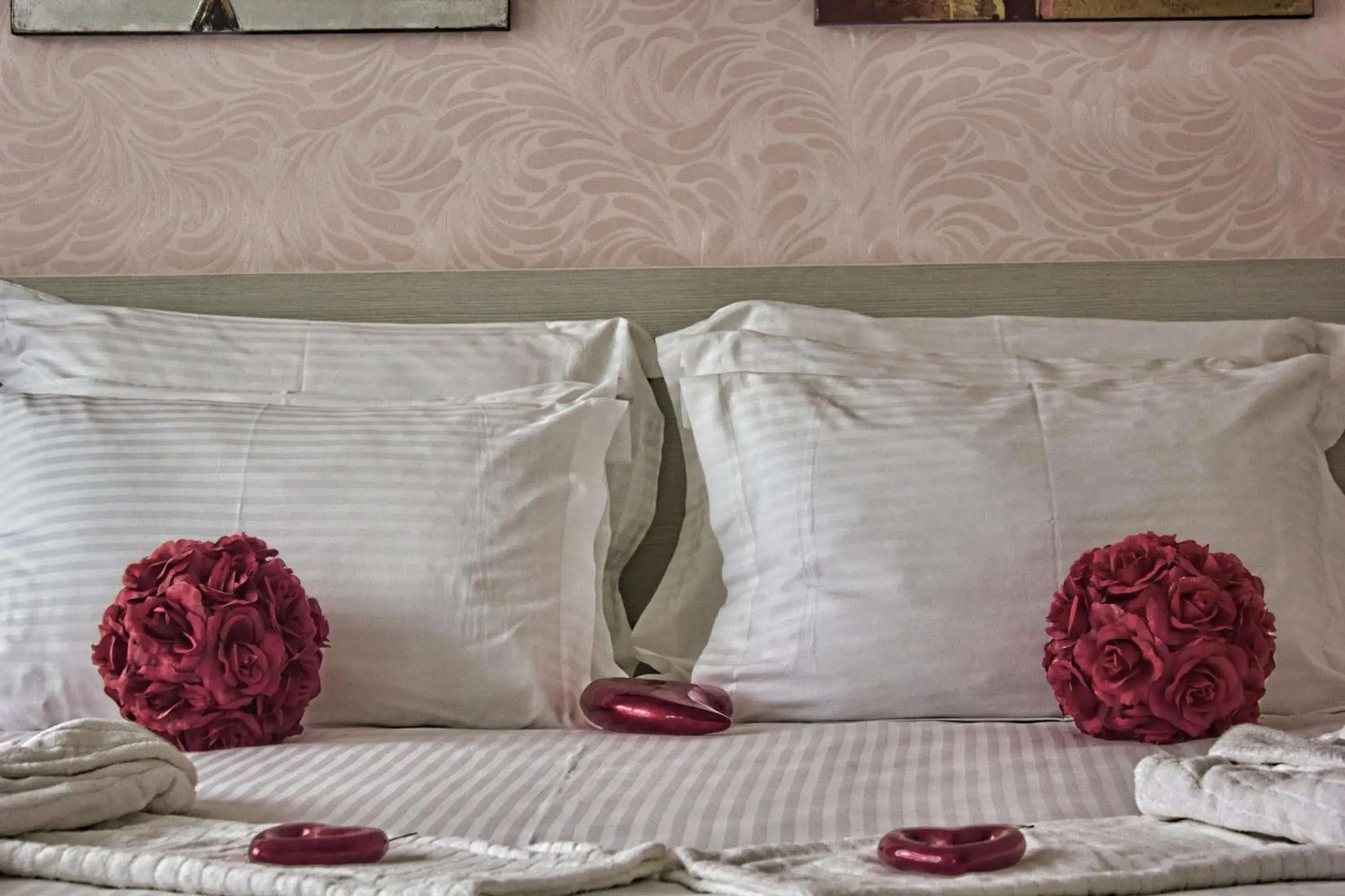 Decorative detail, Bed in Koza Suite Hotel