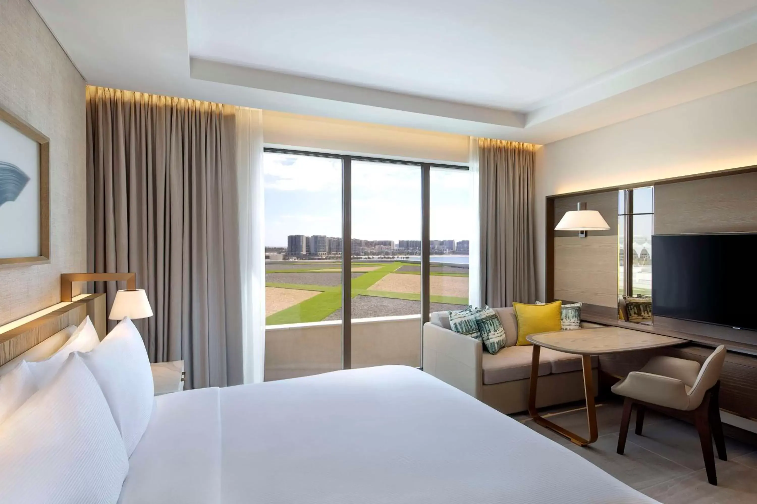 Bed in Hilton Abu Dhabi Yas Island