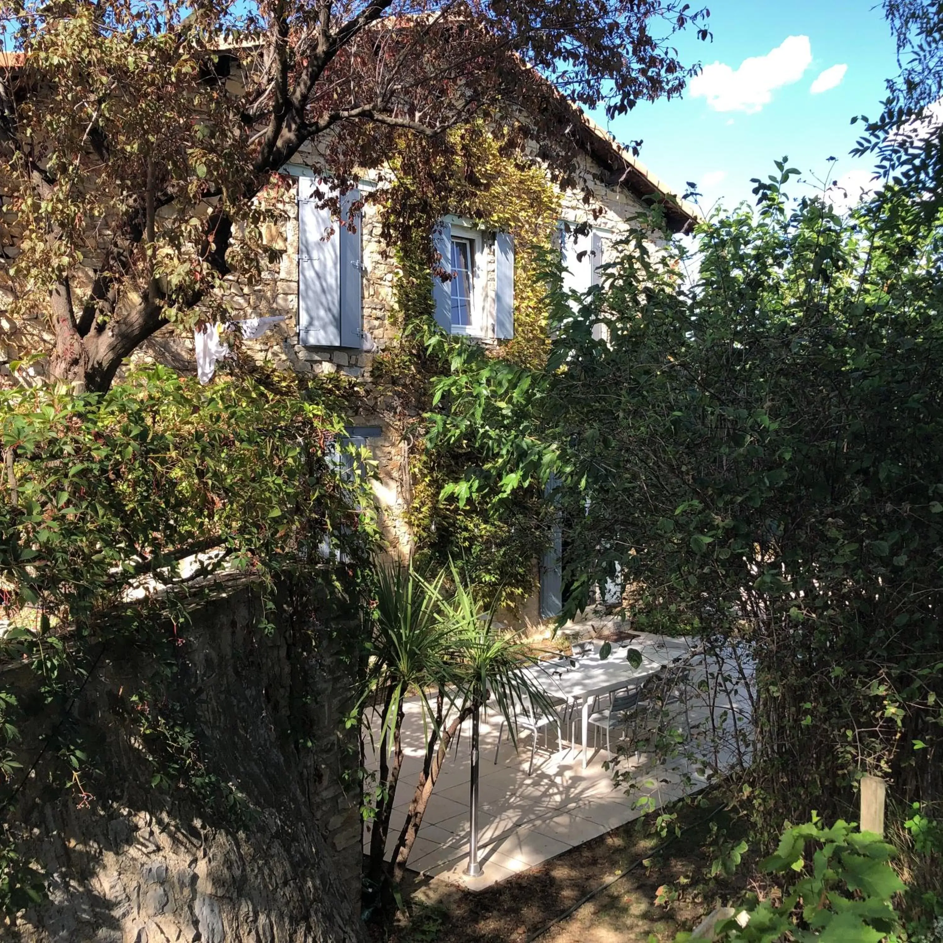 Property Building in Le Mas des Oliviers Nîmes