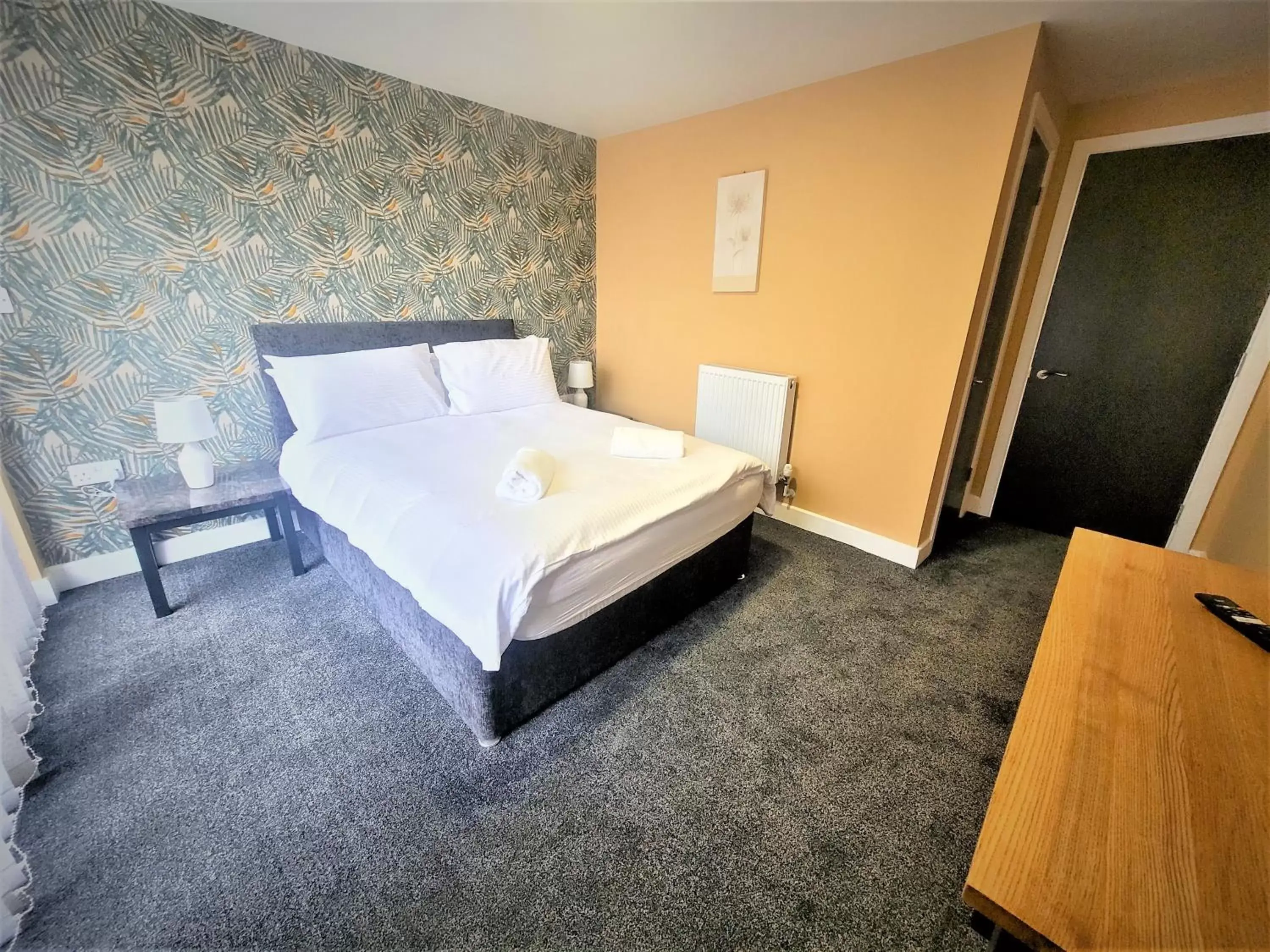 Bed in New County Hotel & Serviced Apartments by RoomsBooked